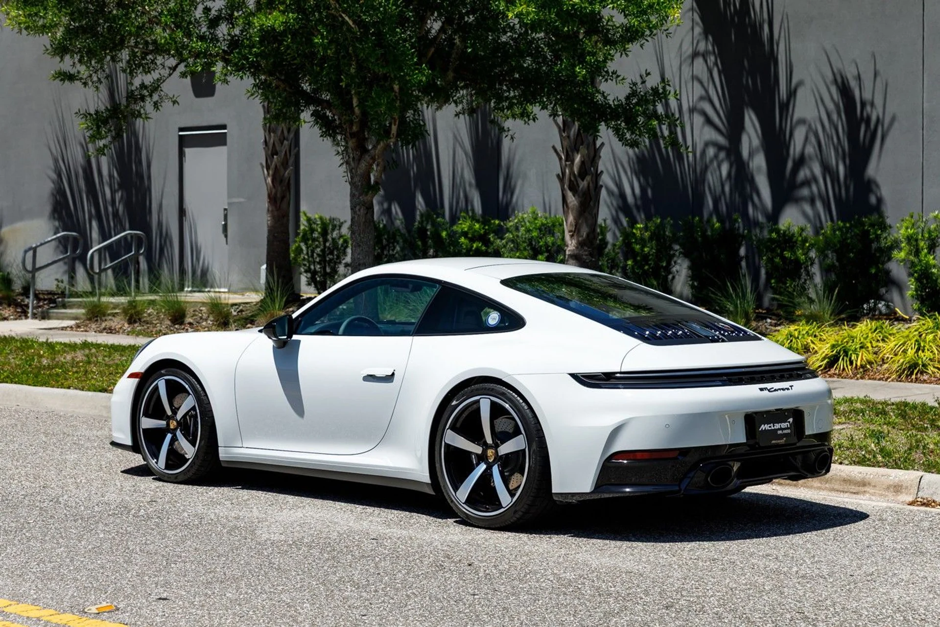 mph020_2117649550_666_p21_l_2ab8fa8750