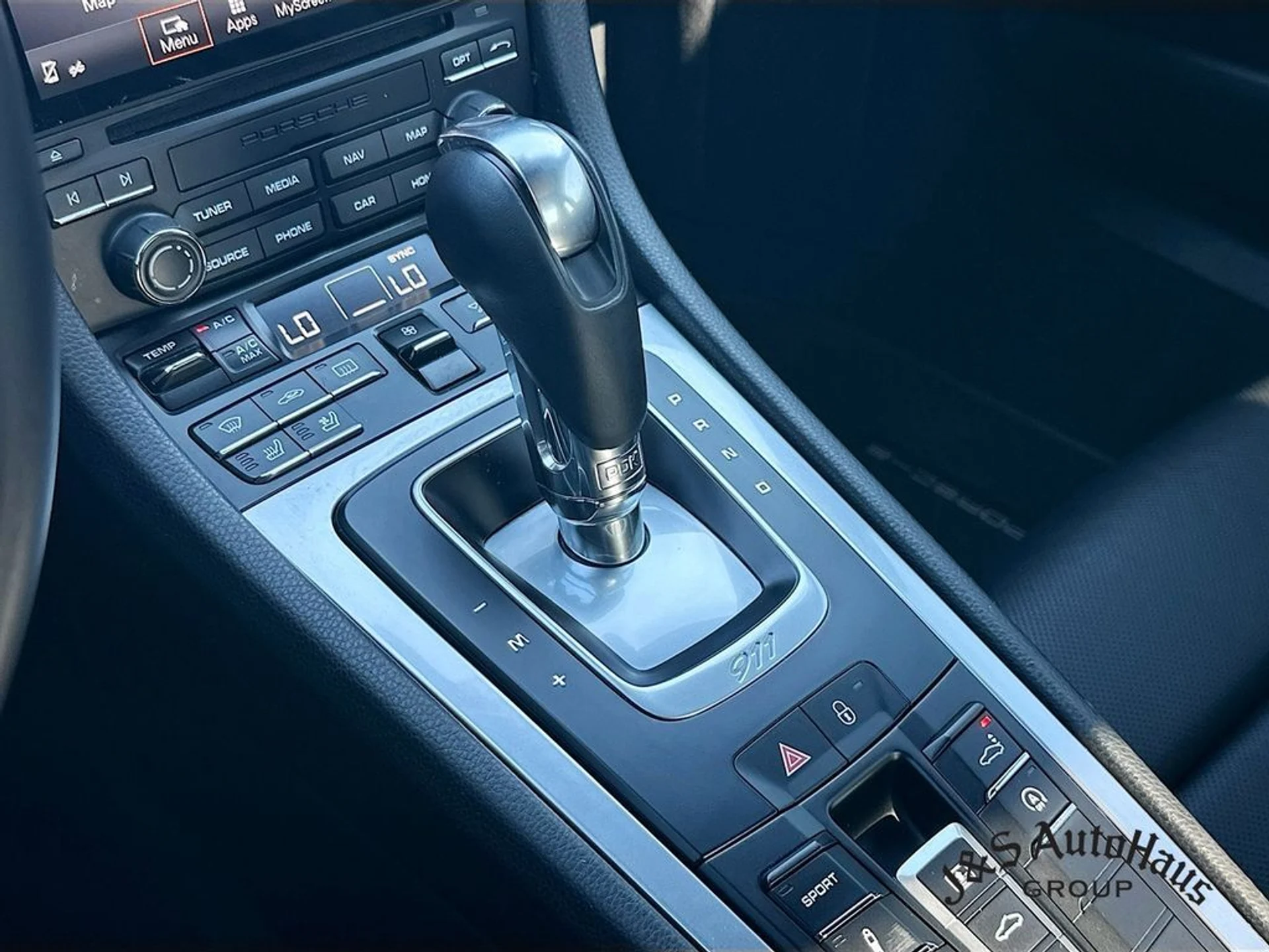 mph020_2118924442_jj9s68xjt3cdo7y7lkshnk52is0u_2a62e138fd