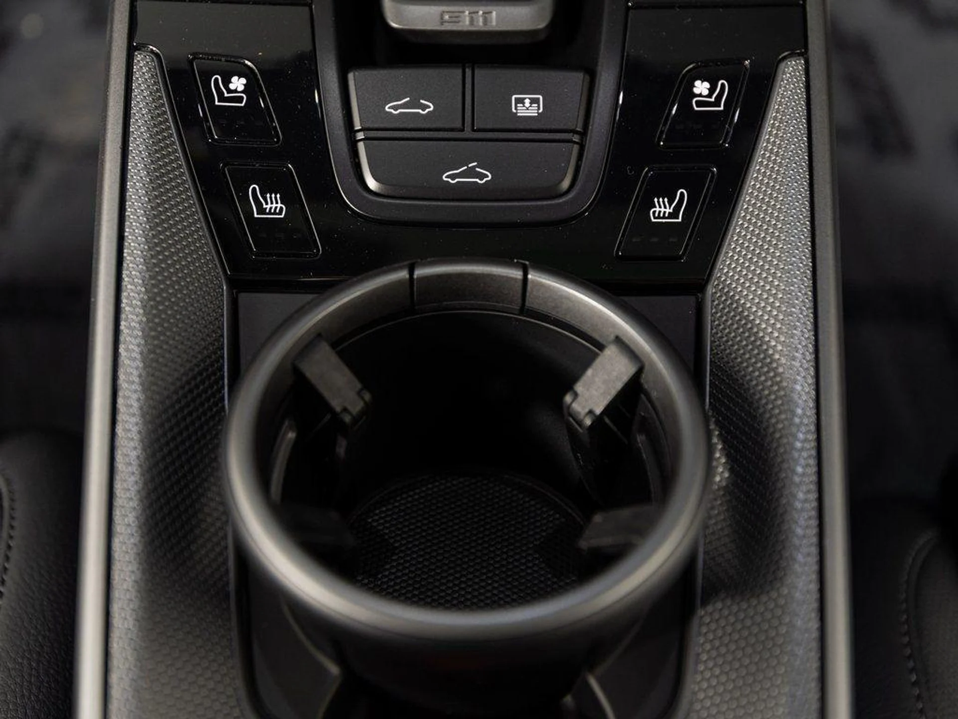 mph020_2122280821_aq8s_F_Ec4ch_Mx_Llr_UCO_8ee_Xijnz8_6c4b09205d