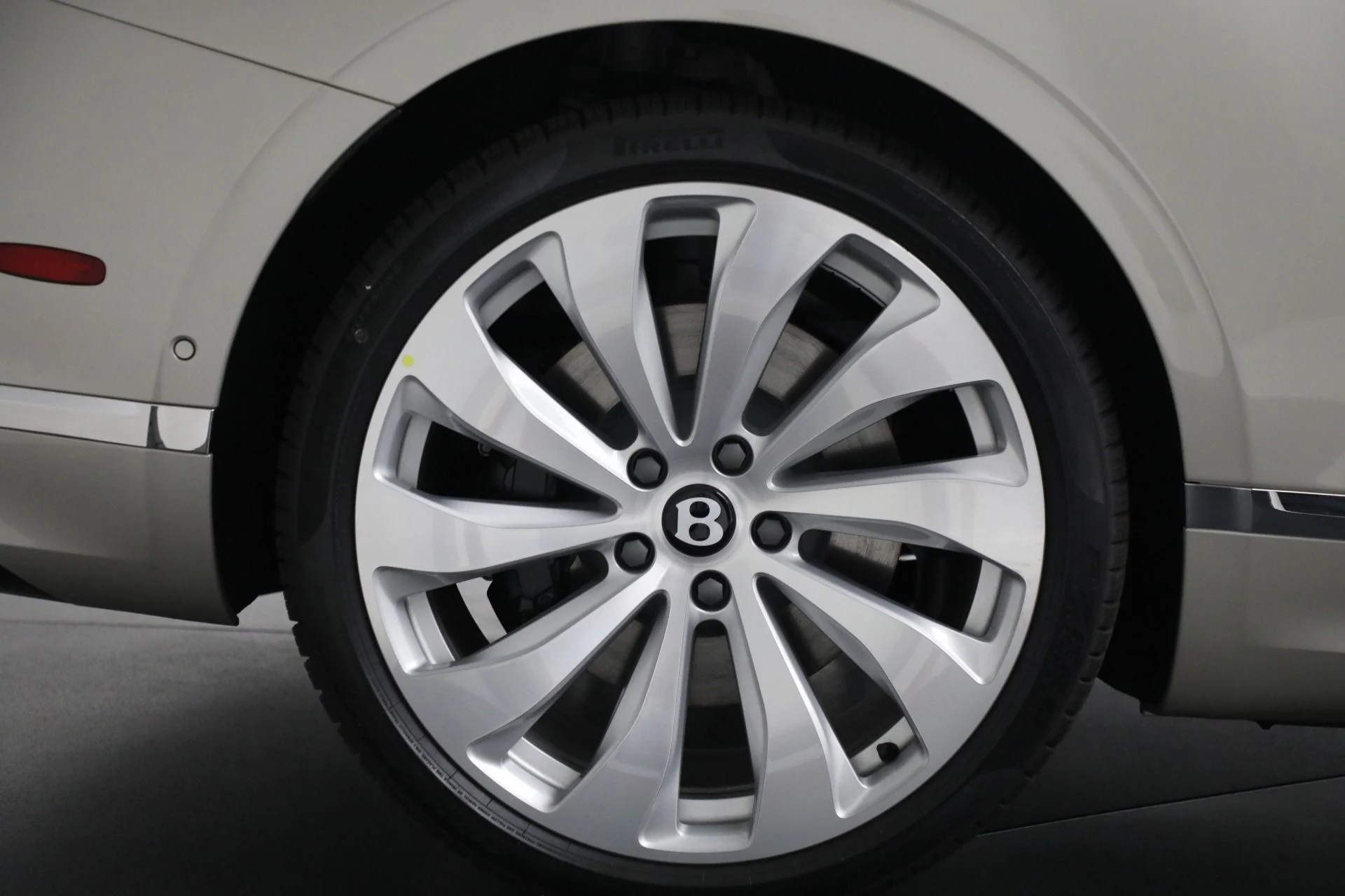 mph020_2123987745_New_2026_Bentley_Continental_GTC_ca5825d489
