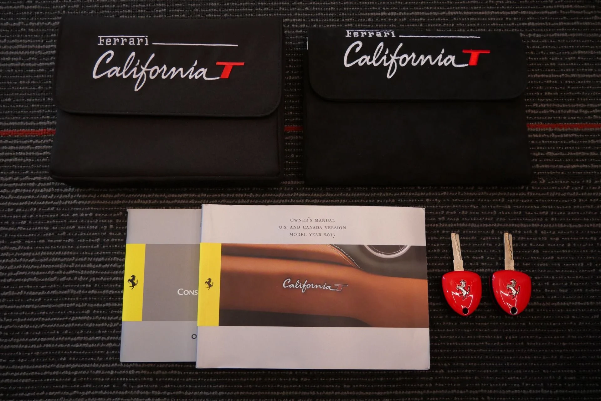 mph020_2125661709_Used_2017_Ferrari_California_T_1759252098_cab0582f51