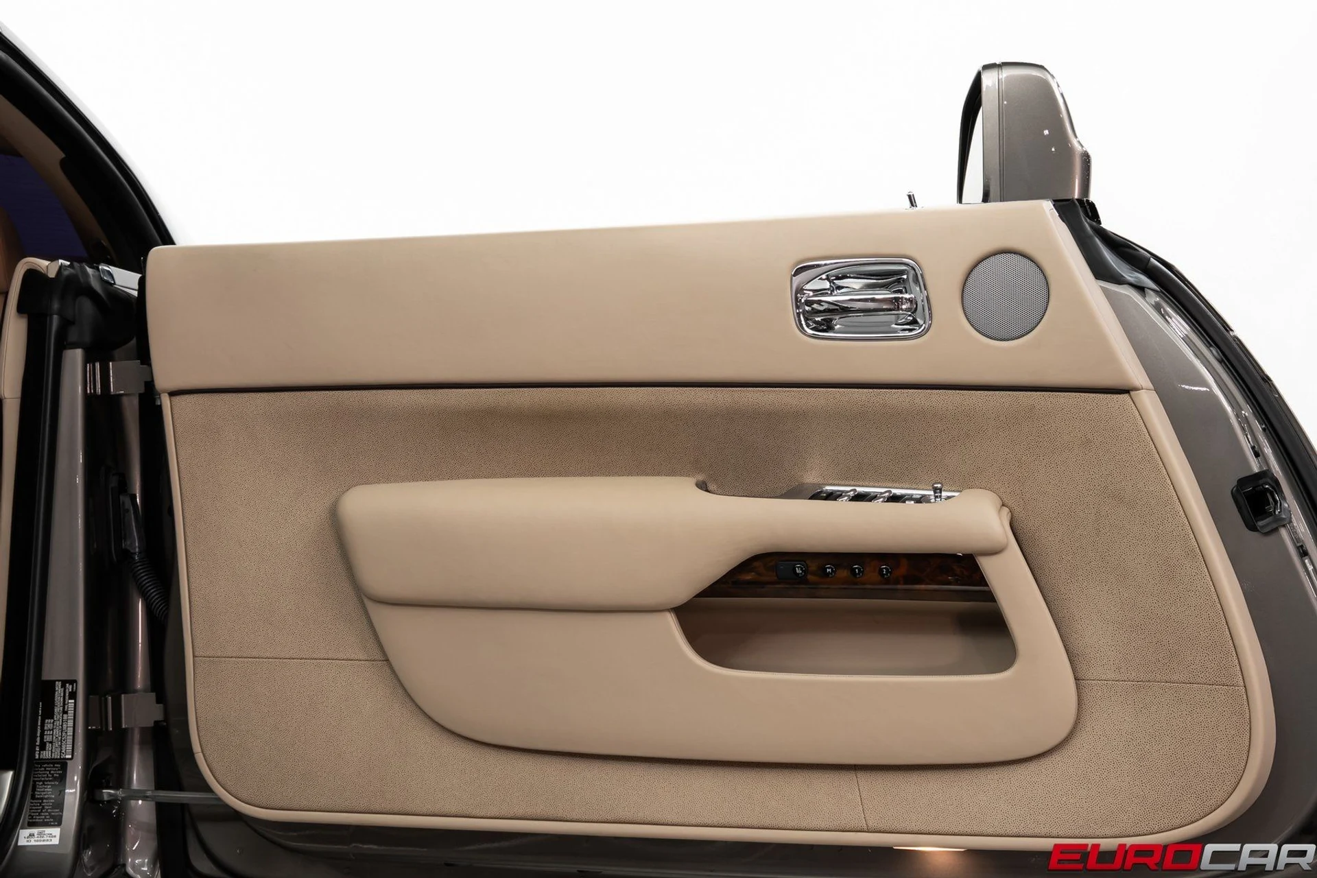 mph020_212574478_image_21_848802e39f