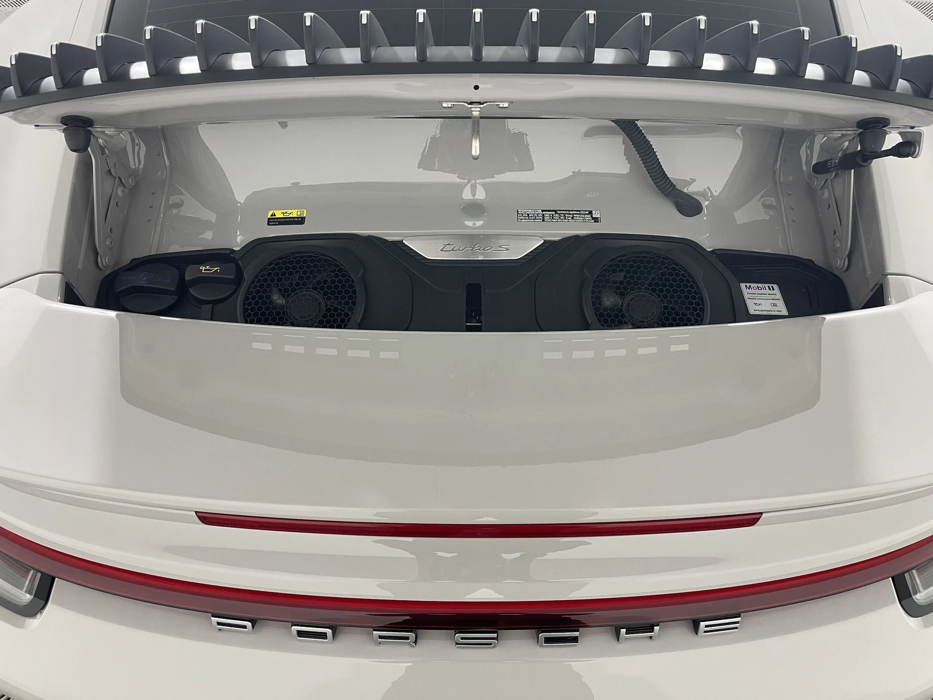 mph020_2129514250_b918ccf698ecb67bbe3494105024901fx_ab895fdf2c