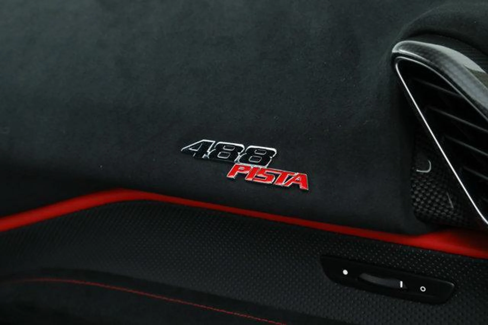 mph020_2142004750_6jqk_E_Ph_R8f5e8jyhsm_Fh2h_C_Jcr_M_9b75211a68