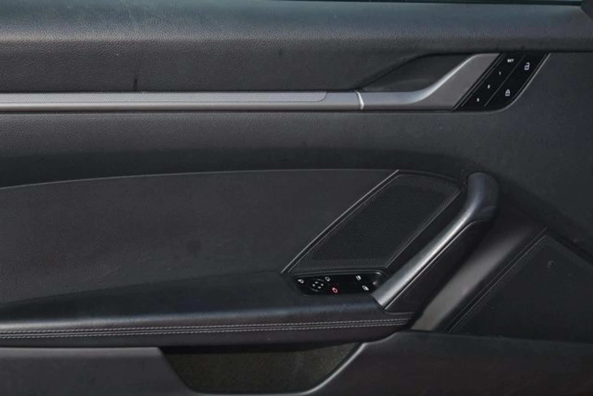 mph020_2144812105_f80cad843e1c820eaeb69e0e1dd6814bx_9a83be1cfd