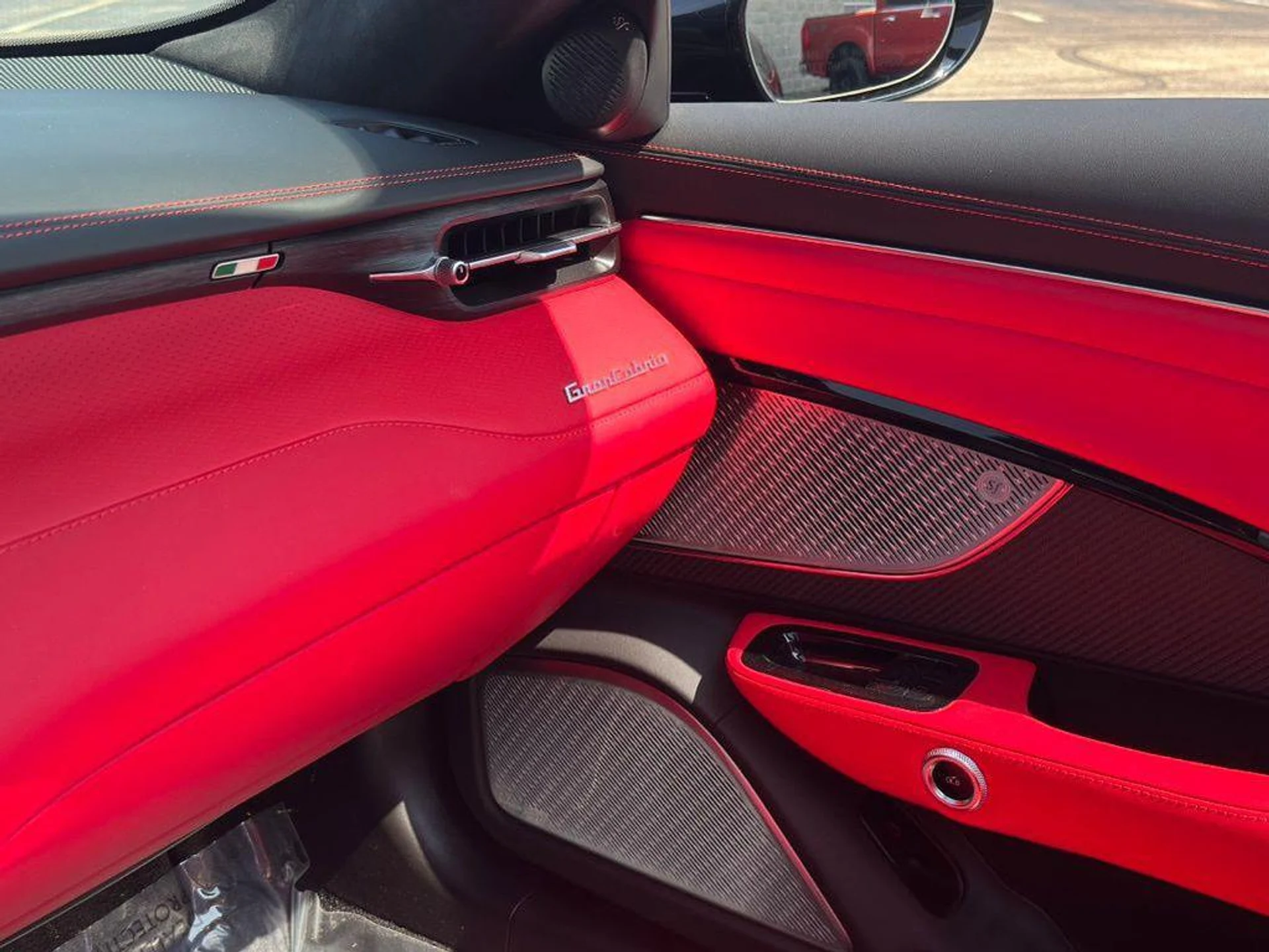 mph020_2148657779_Ub_J6_SP_Dlkrp_Gm3f_Upei_MHUY_7_R_Ak_cd8a16df1b