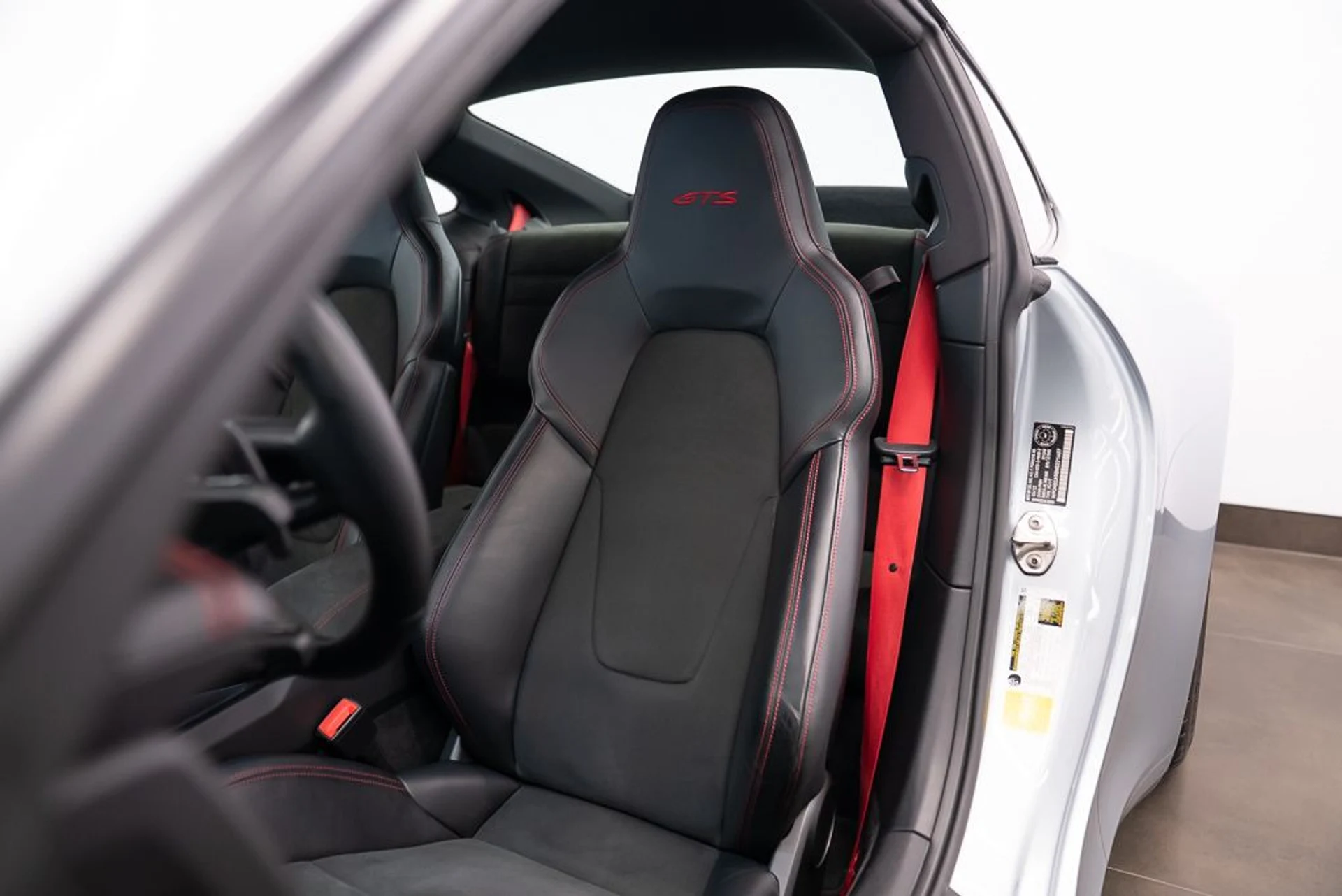mph020_2149731450_porsche_911_2022_e0badf67bf