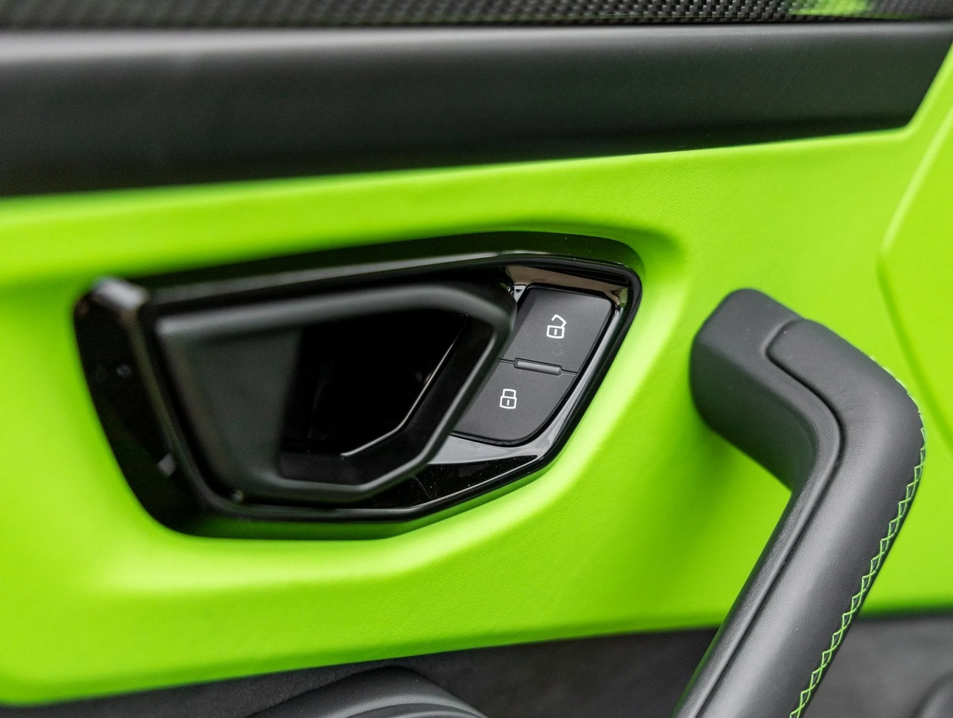 mph020_2160929816_21_1394140e9c