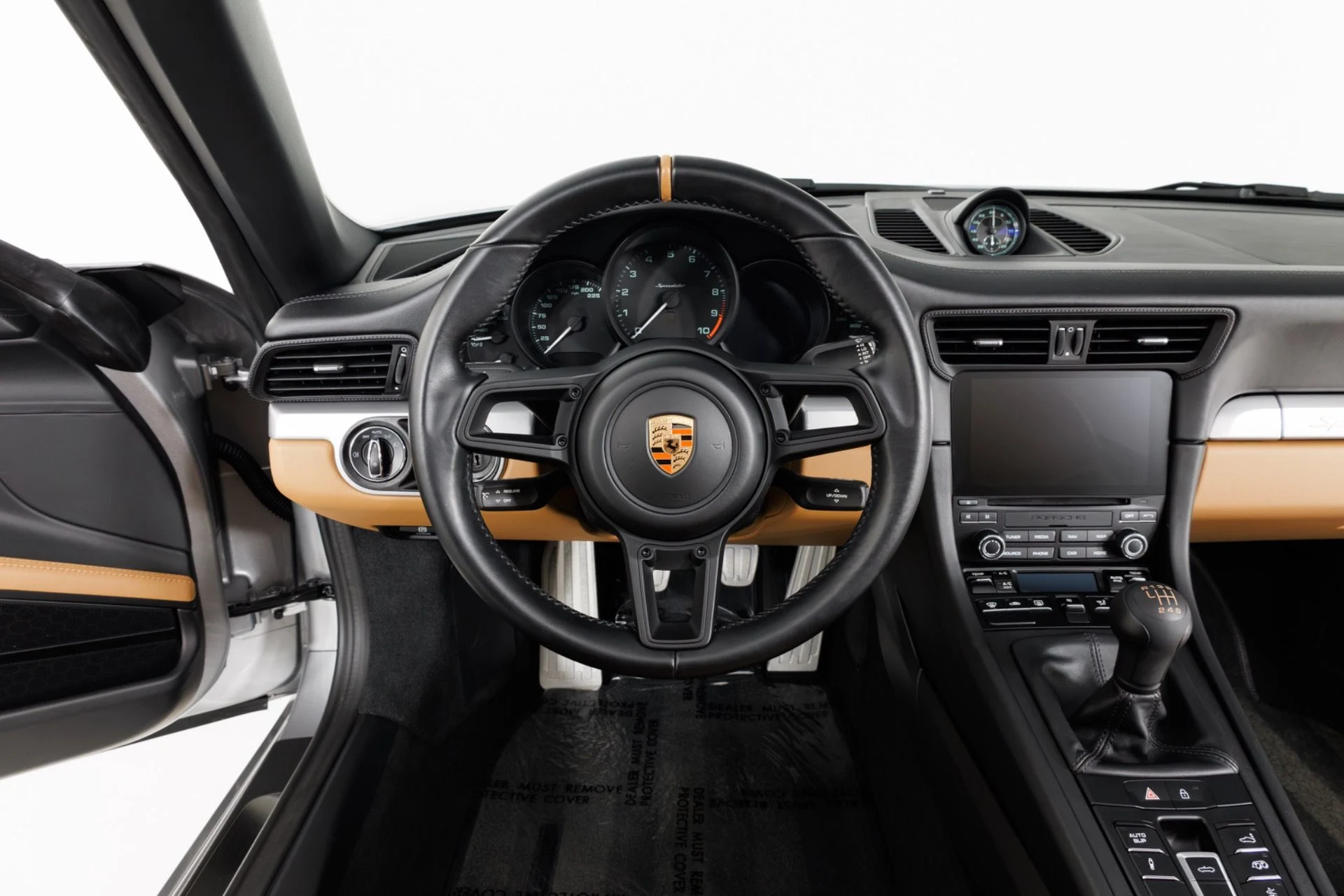 mph020_2162602970_Used_2019_Porsche_911_Speedster_1790794377_a183582471