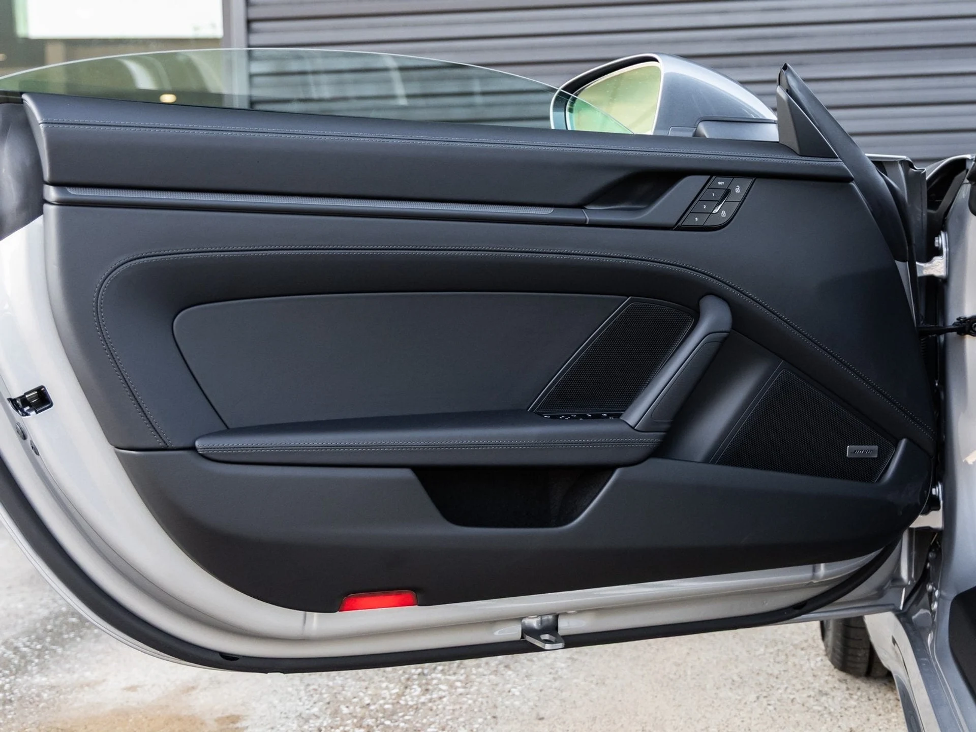 mph020_2163677701_21_7bed971909