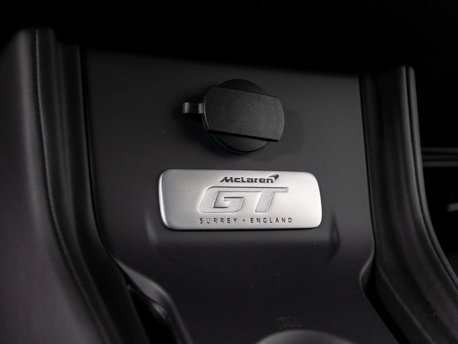 mph020_2184408502_b6583dedebda7bafd6c4001c317dec7dx_c619d098b5