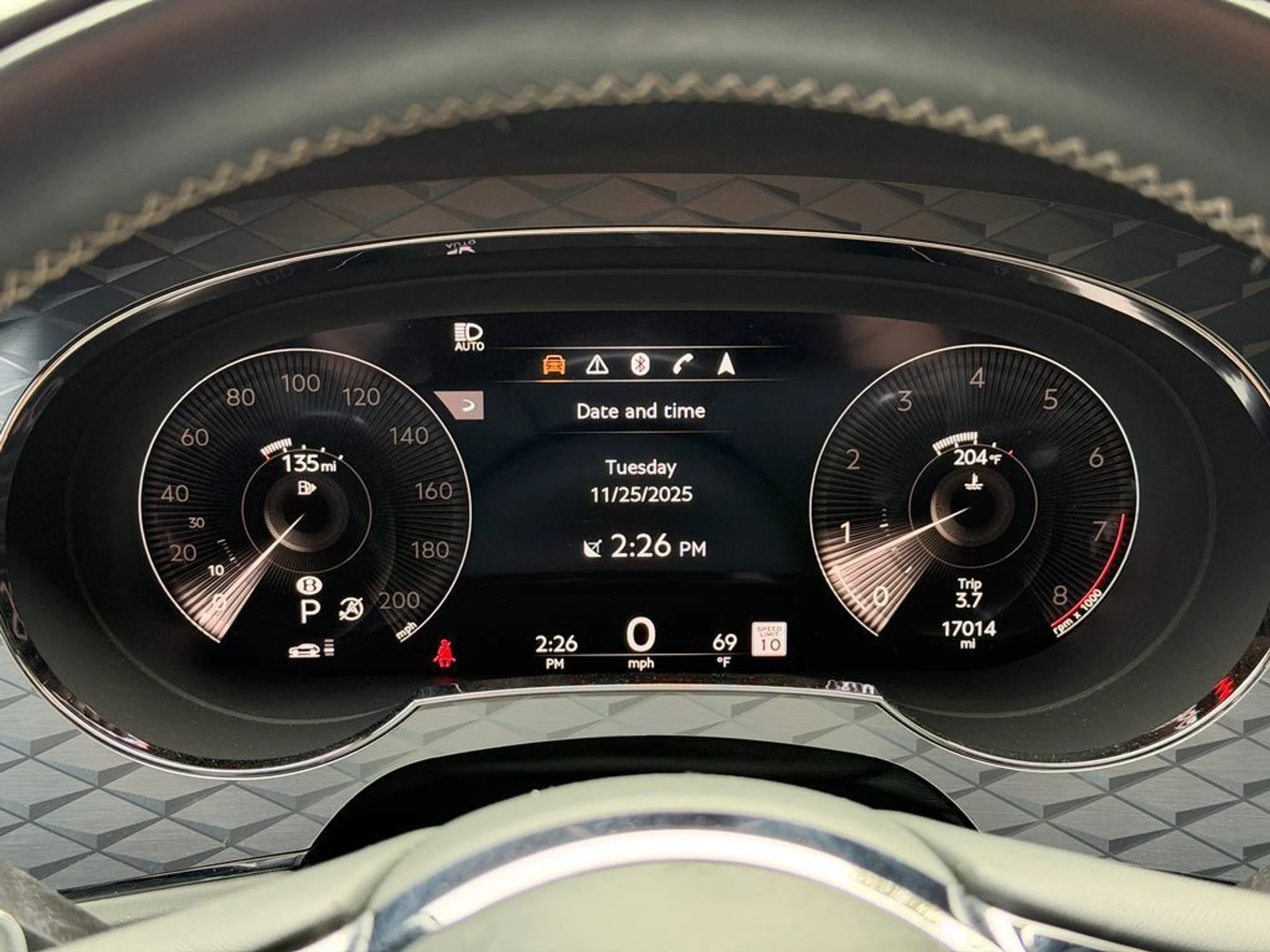 mph020_218687950_1dbecff46dac4080babd824e30eacad6_b53a698a35