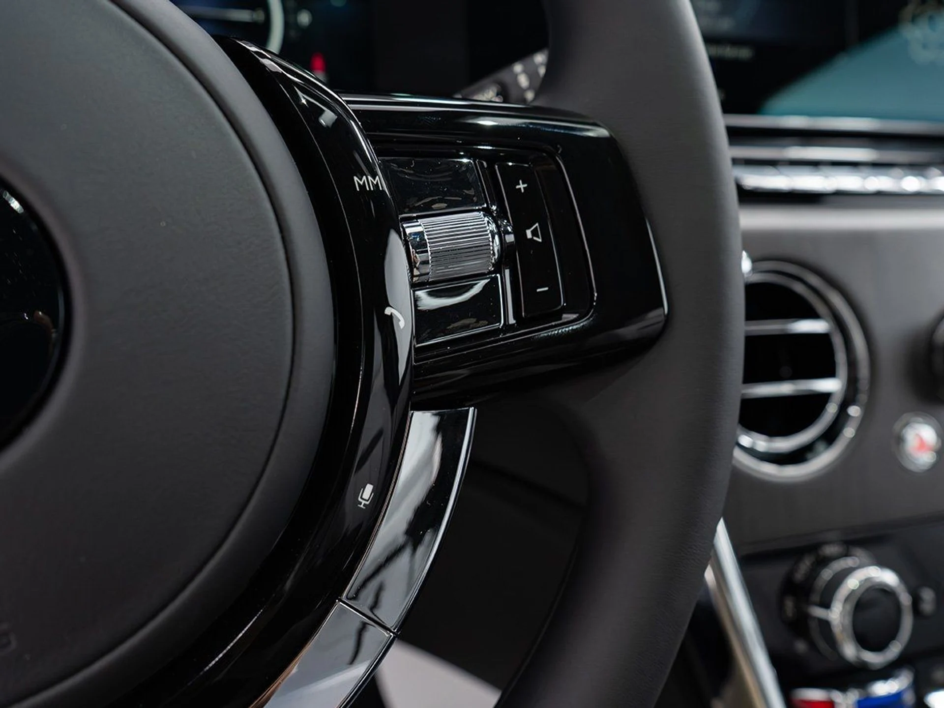 mph020_2189904759_f6e4a7fb446fbebc0385515eec556f53_a74319e8a5