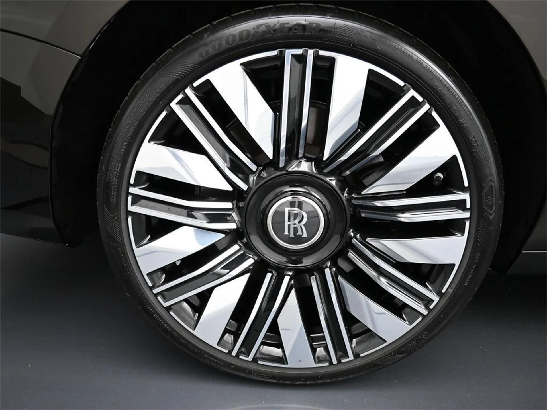 mph020_2193980500_M_Rj_S_Rkixp_Bu6np_Gl_a_AZ_7_Uvz_Au_M_2d48fc7be7