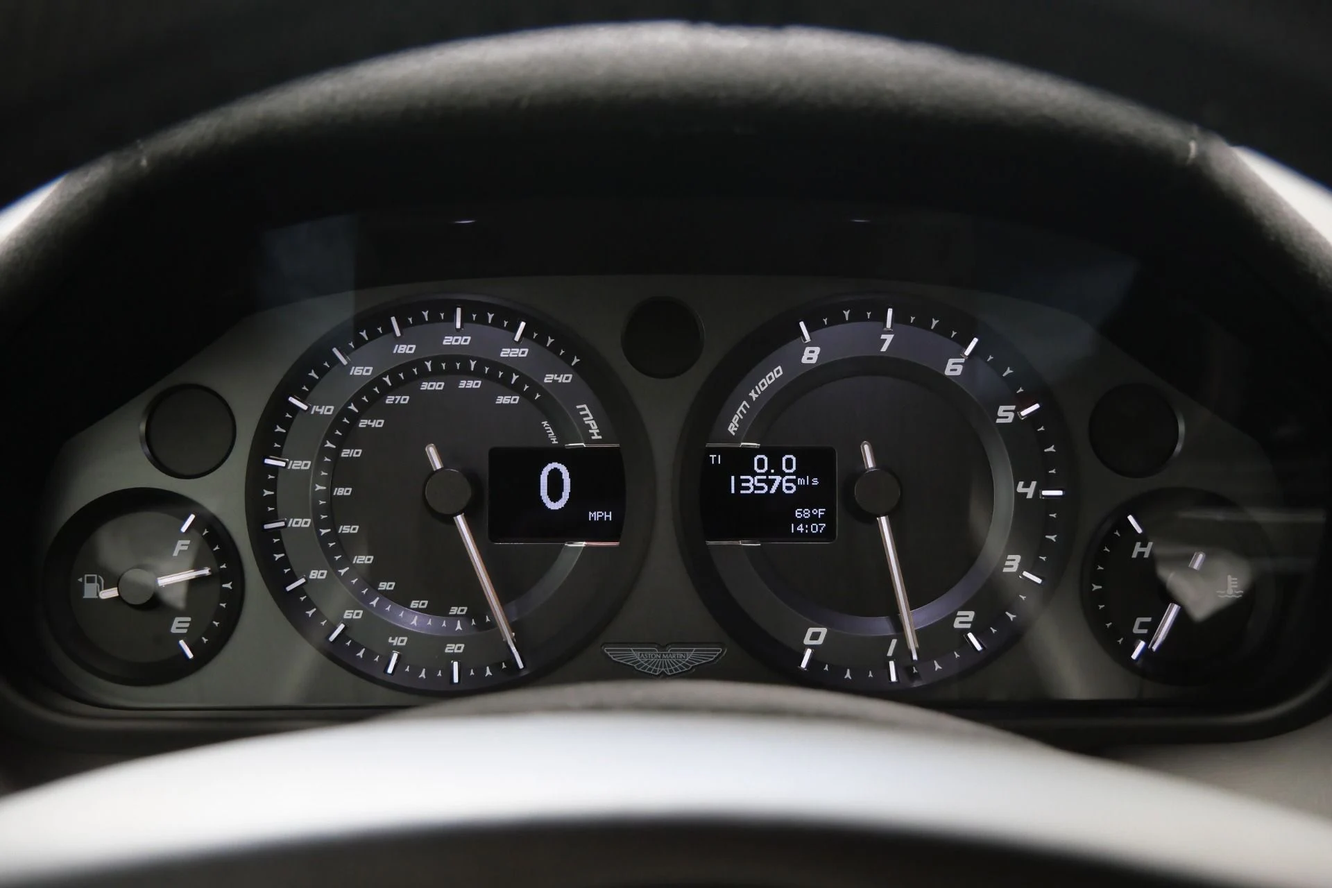 mph020_2199480613_Used_2016_Aston_Martin_V8_Vantage_GT_7_Speed_Manual_Low_Miles_Sport_Exhaust_1777396447_dc25b1e65f