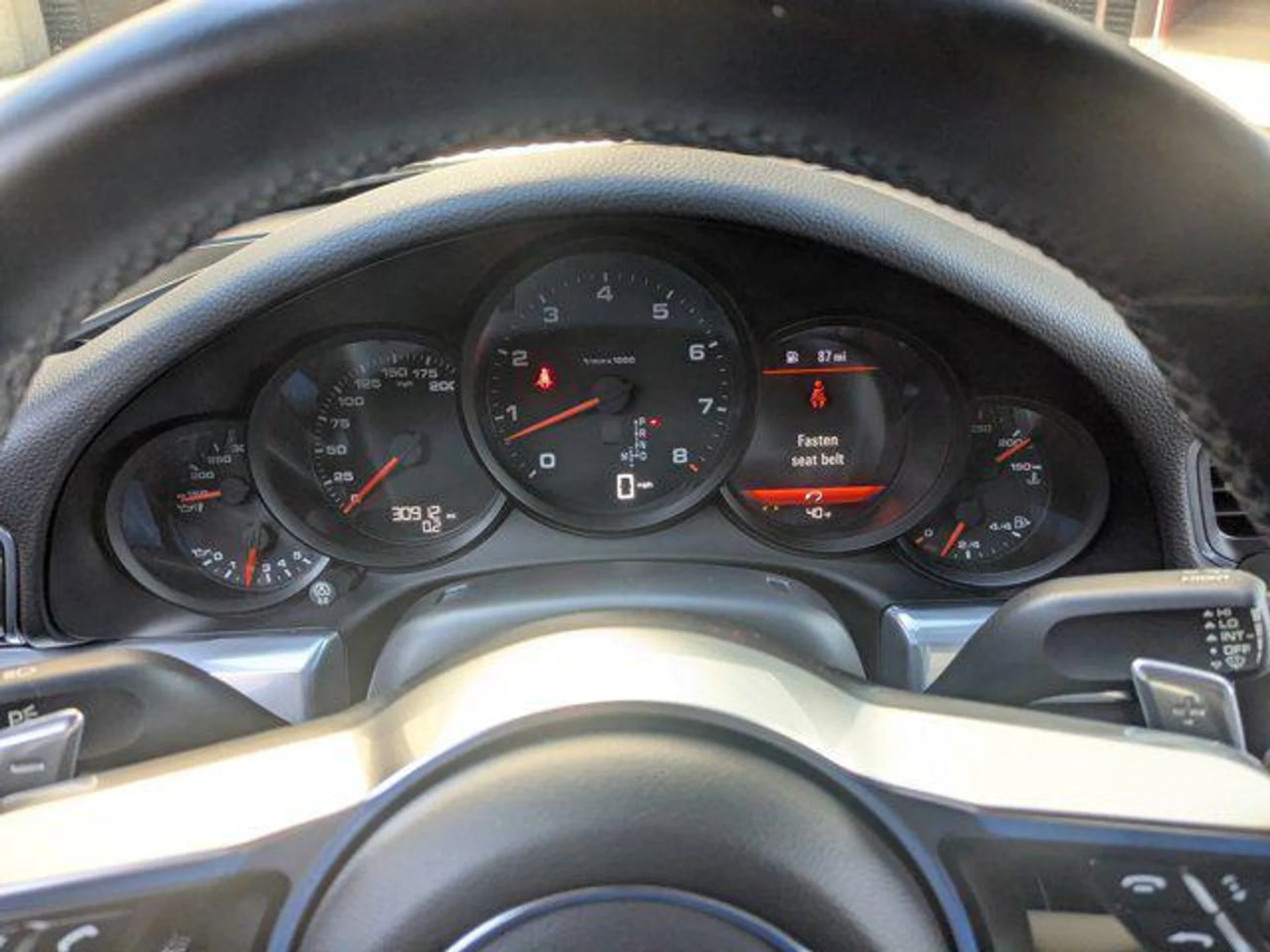 mph020_2202728987_s43qm_F_fc_E_Zk_Eza1c_U_Gnl_SM_Bowg_6db29c154e