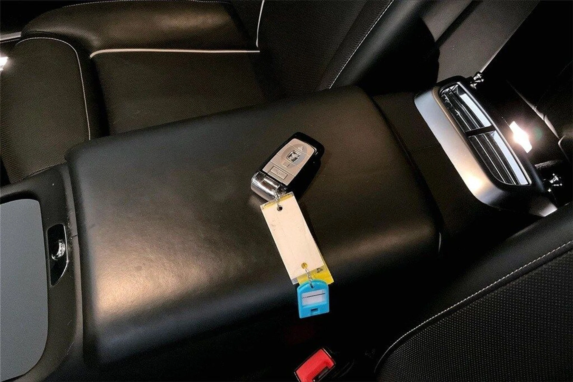 mph020_2208892303_d7937c7ef419769261c86e21d601bc1bx_7a3a40a737