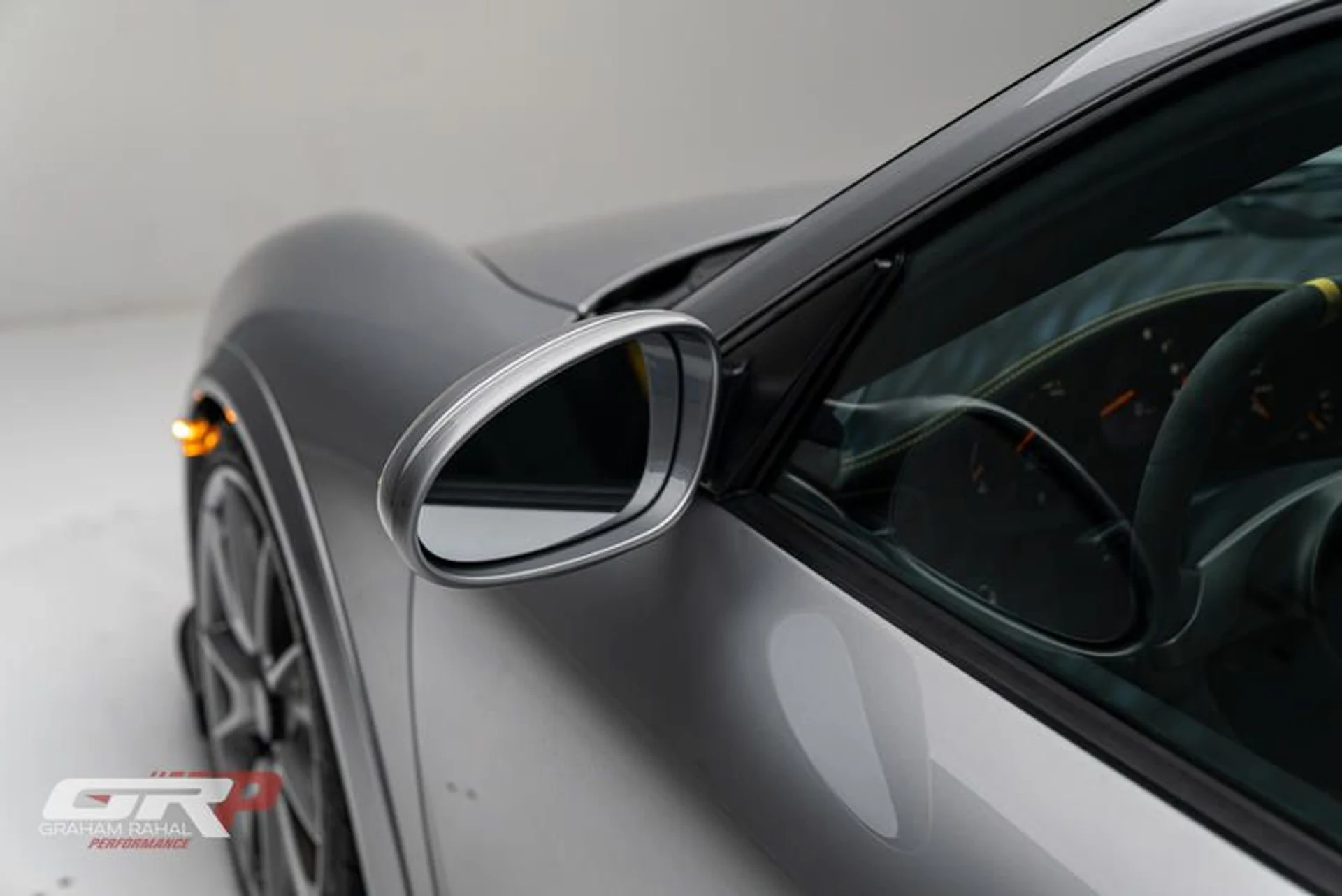 mph020_2208955551_470_E4571_5_BB_2_4_D91_BC_42_A68_C0831_C32_F_3e0adcbf62