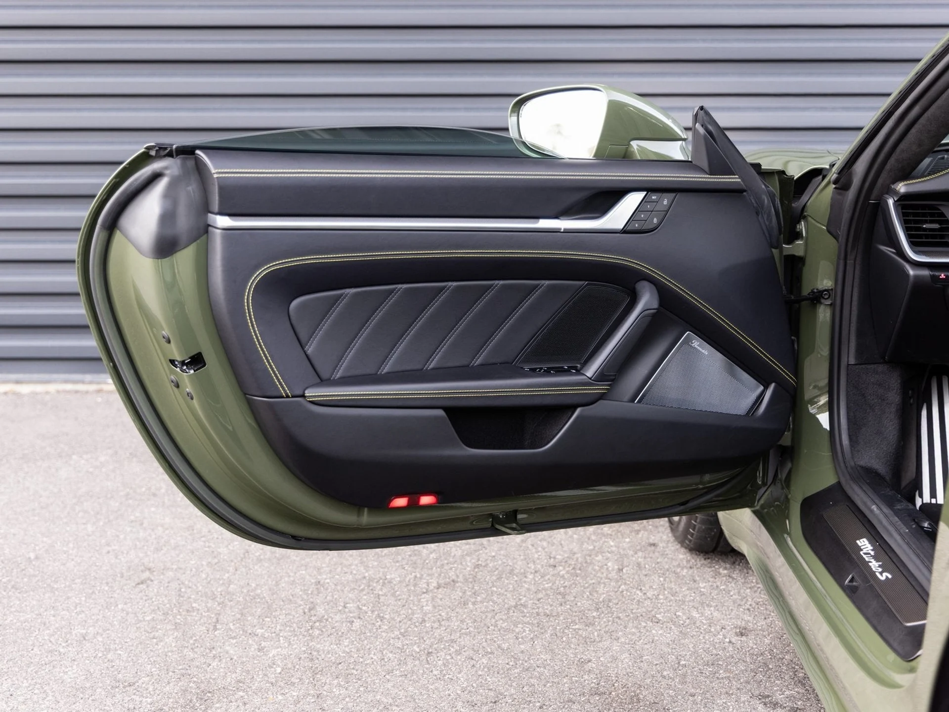 mph020_2210553335_21_2d658c2a8c