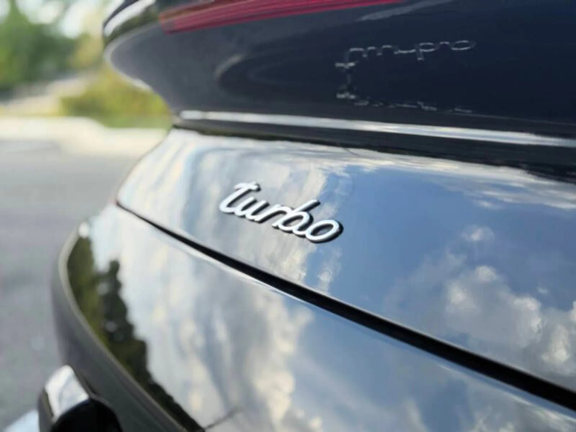 mph020_221088176_2008_porsche_911_turbo_awd_2dr_convertible_f9a0834e5b