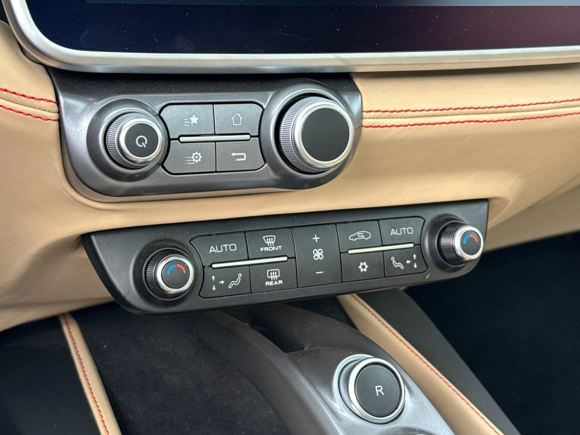 mph020_2213099450_Used_2019_Ferrari_Portofino_1769594638_a32432dc03