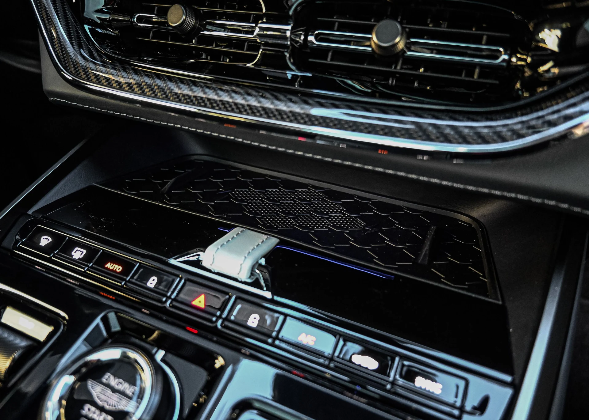 mph020_22142648_7984e464_28d7_407e_8bf9_58532c6de0d9_b72fd8c8dd