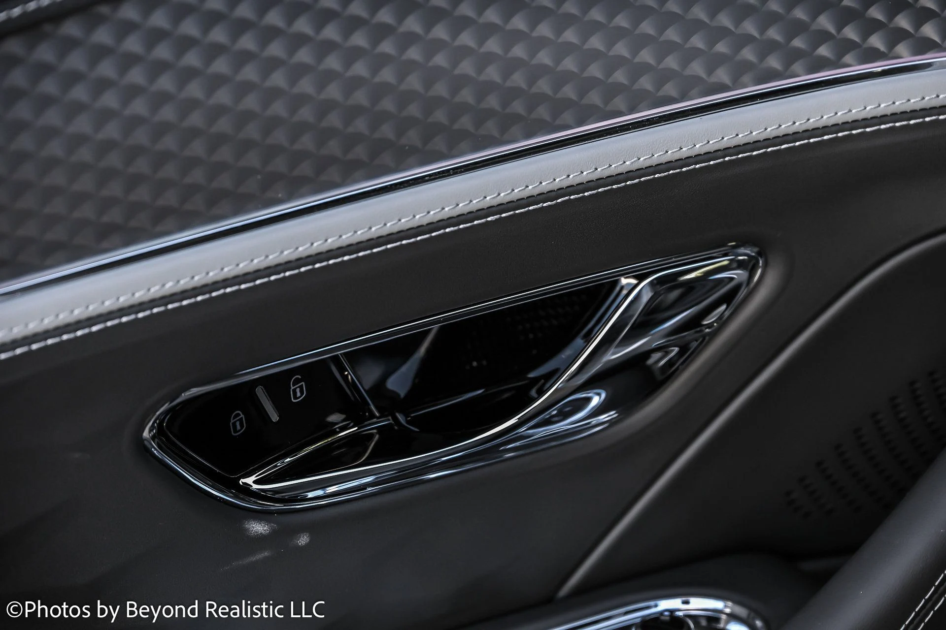 mph020_2218171628_4381959339b87d4f6b35c46b023edee5x_70f62c628e