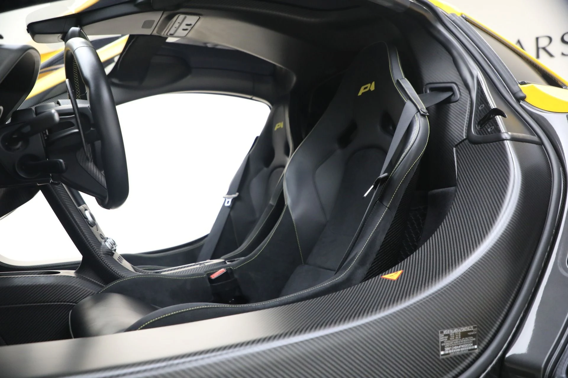 mph020_2221037440_Used_2015_Mc_Laren_P1_ab8350f91d
