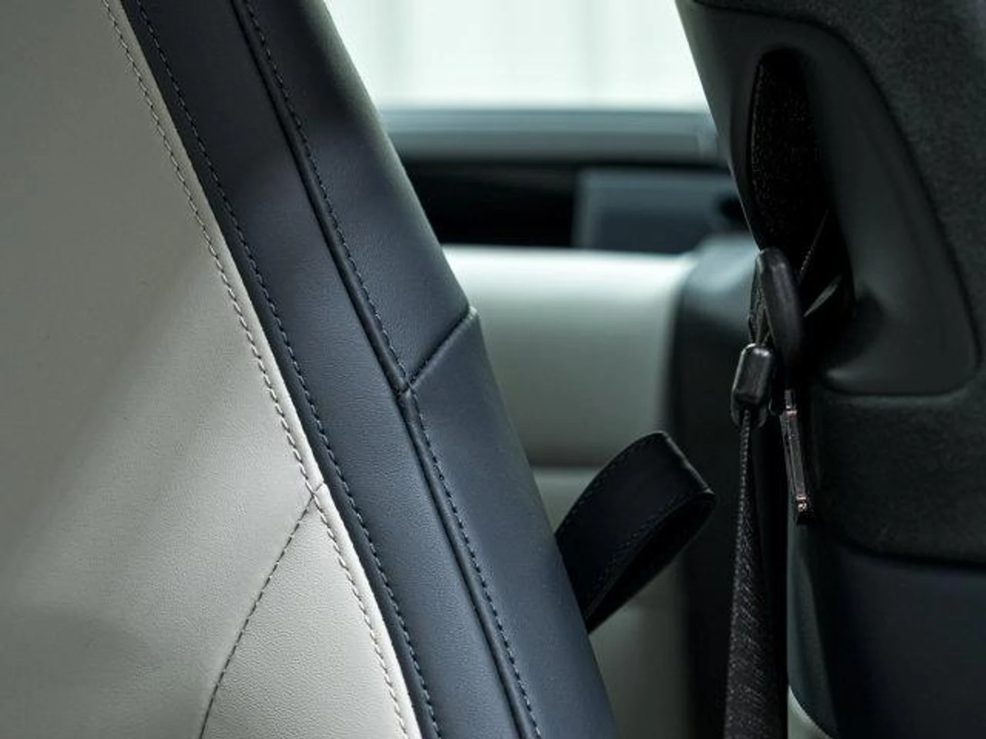 mph020_2221832175_Fzwnyf_Ngodo_CSDD_Knt4_Hc_O4_O_s_6004f61c95