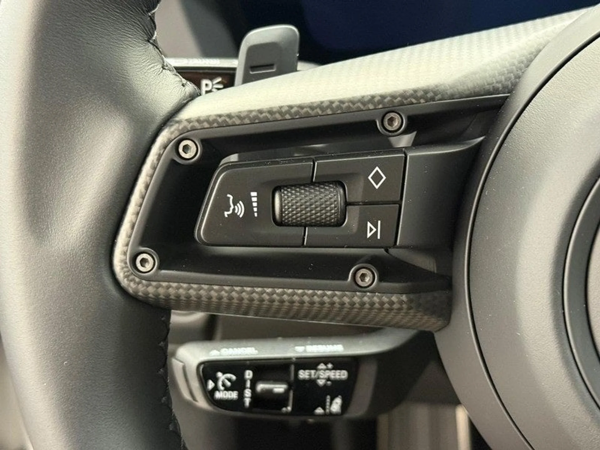 mph020_2228842877_21_b30b85acff