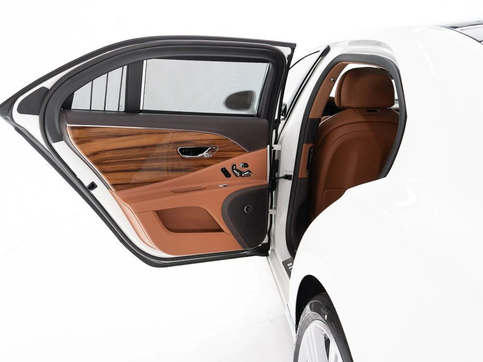 mph020_2229456781_b1ebaf4913baac51531addafd6319bb0_df300ed2c2