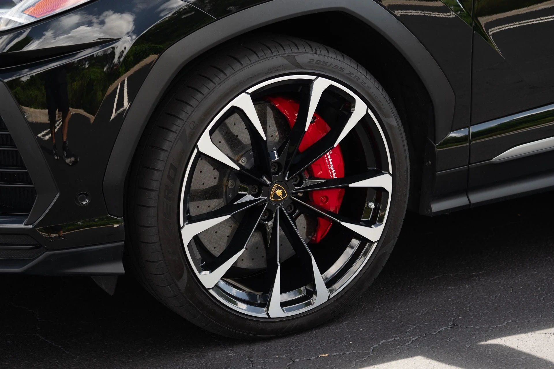 mph020_2234947639_Used_2020_Lamborghini_Urus_1758836559_153f3bbed6