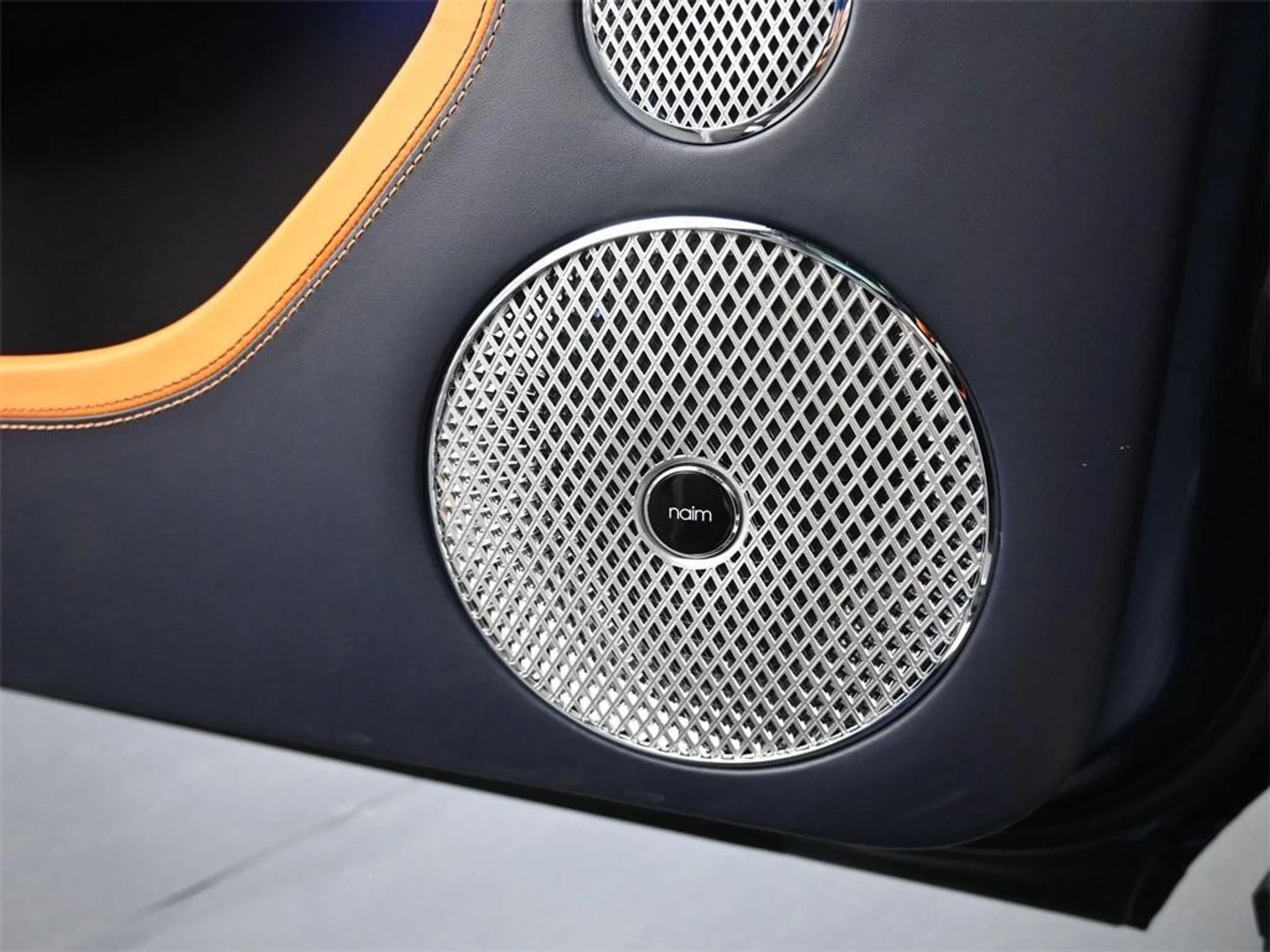 mph020_2235842058_cc7_X7_L_To_W_Jj4_CW_Jsb_KU_8_UJYMU_7_E_4cdd90e533