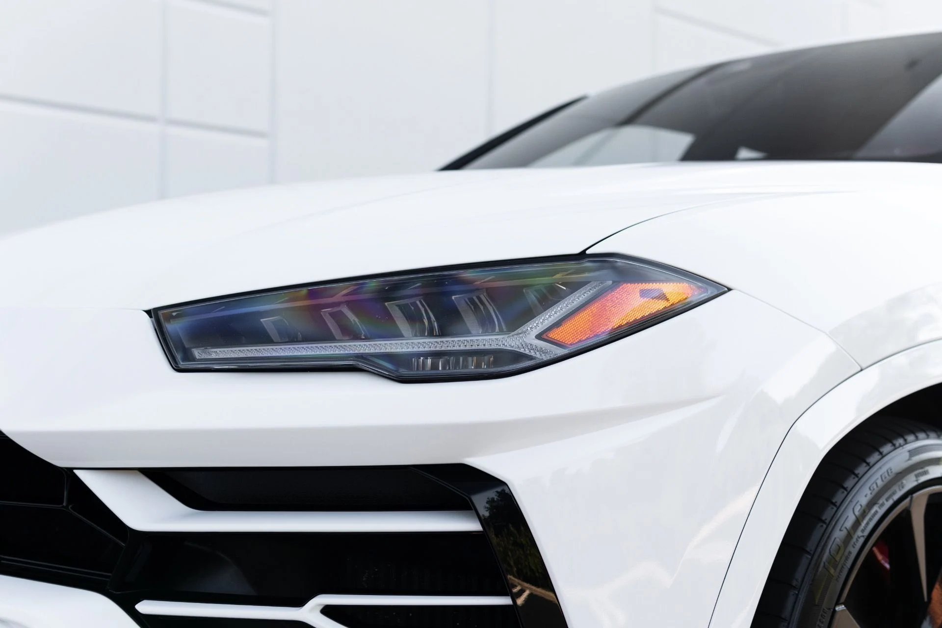 mph020_2236532171_Used_2021_Lamborghini_Urus_1767069879_aa94a9cd1a