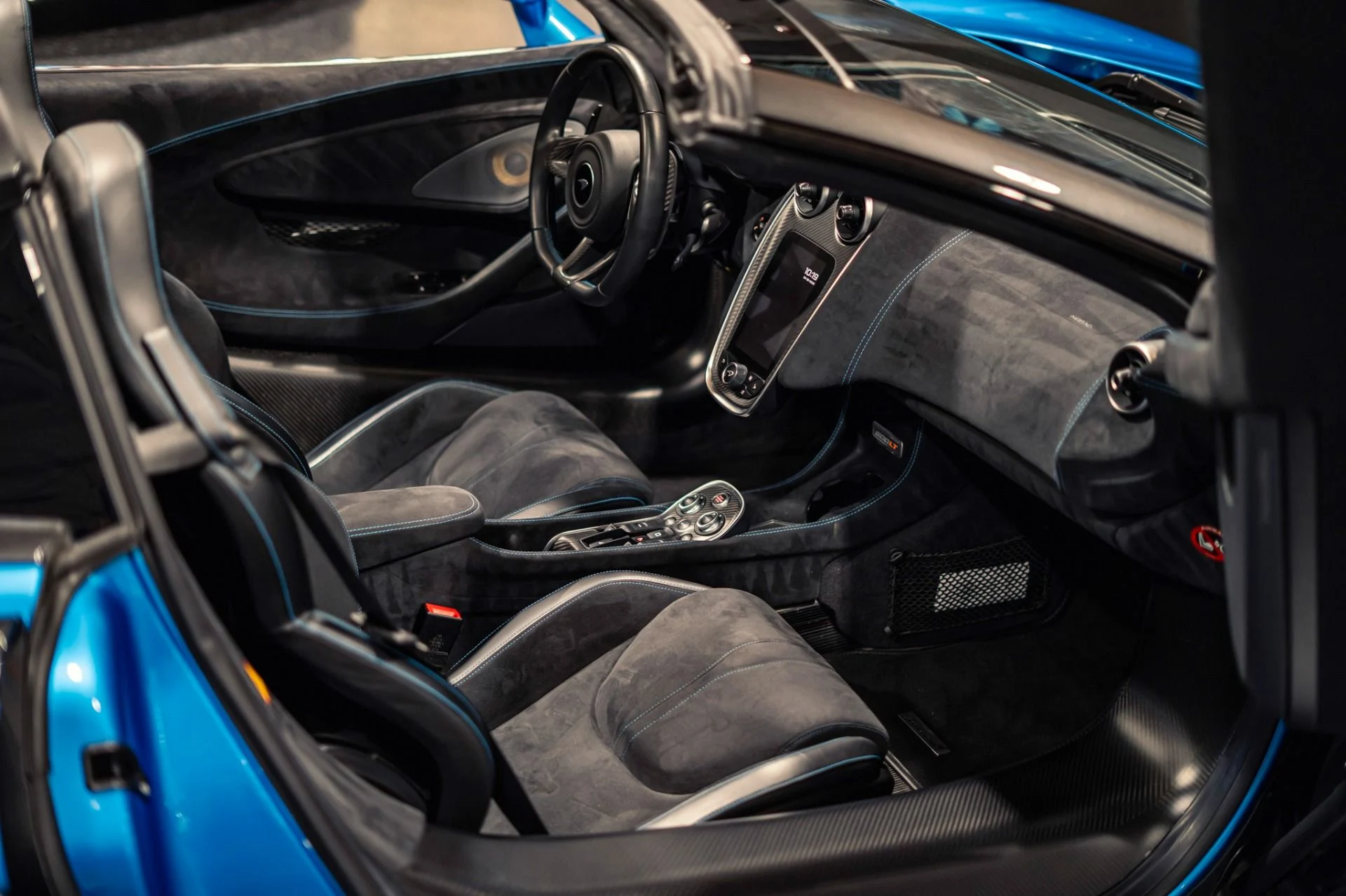 mph020_2237351777_Used_2020_Mc_Laren_600_LT_Spider_MSO_Ludus_Blue_308000_MSRP_1779204636_87966cd0ea