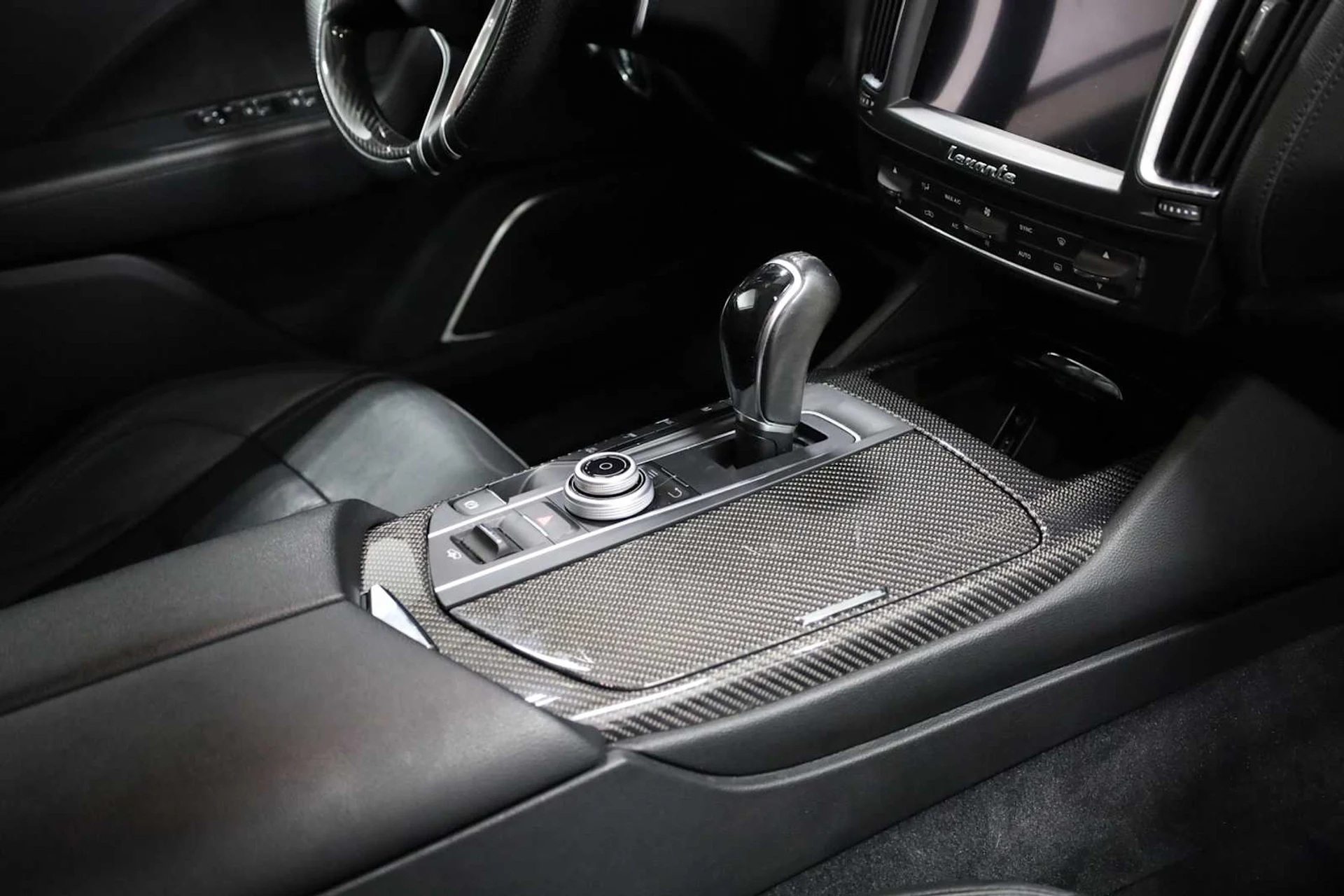 mph020_2237815877_56ed0454c752d68c209deb0b57e561ec_18bb06669f