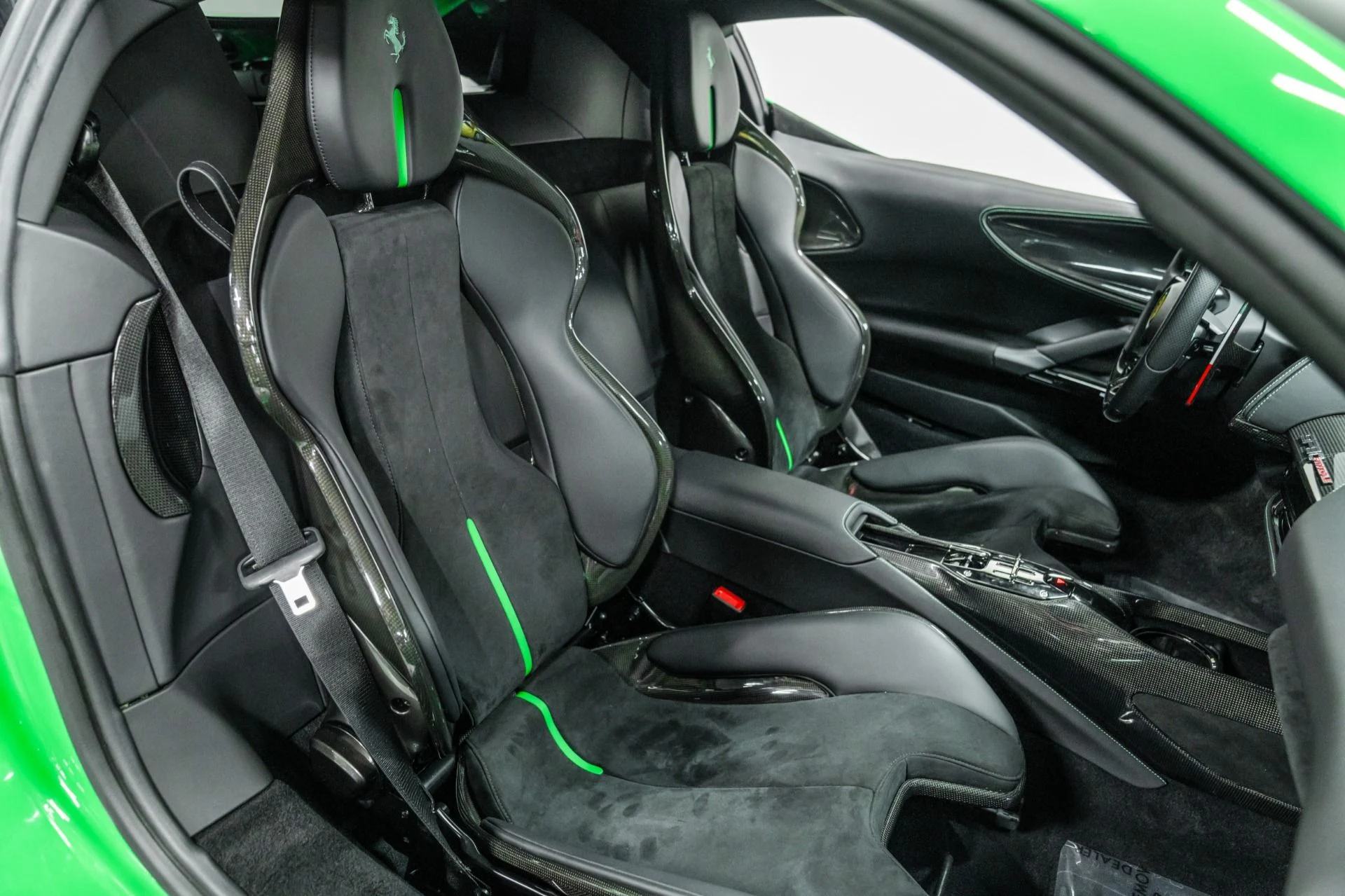 mph020_2238713341_Used_2023_Ferrari_SF_90_Stradale_1755615778_39c8d3cfd0