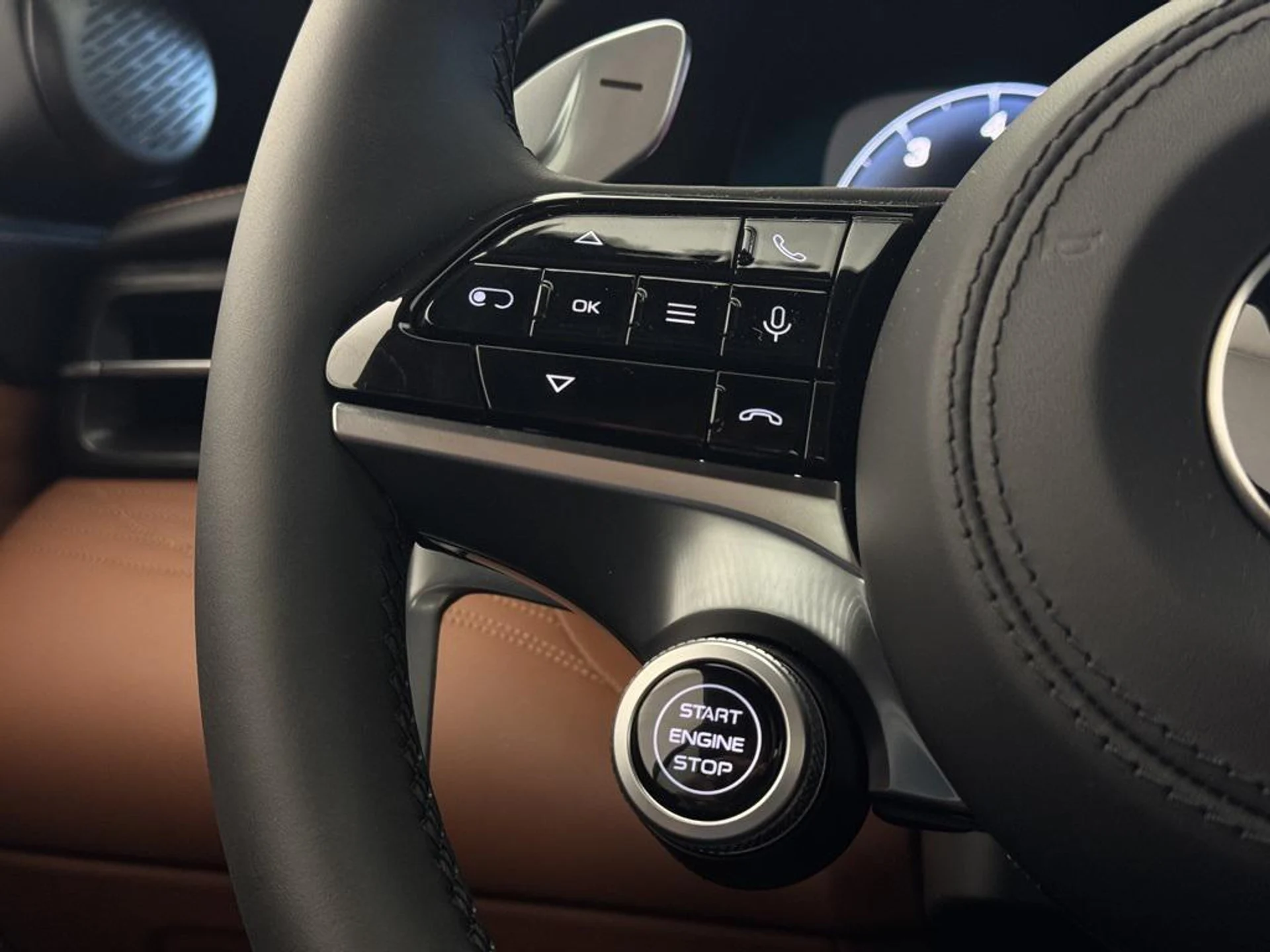 mph020_2240883574_Pk7ly64_V4_Vyqm98l_ZU_Mvi_WAXXTY_ab0c4282e4