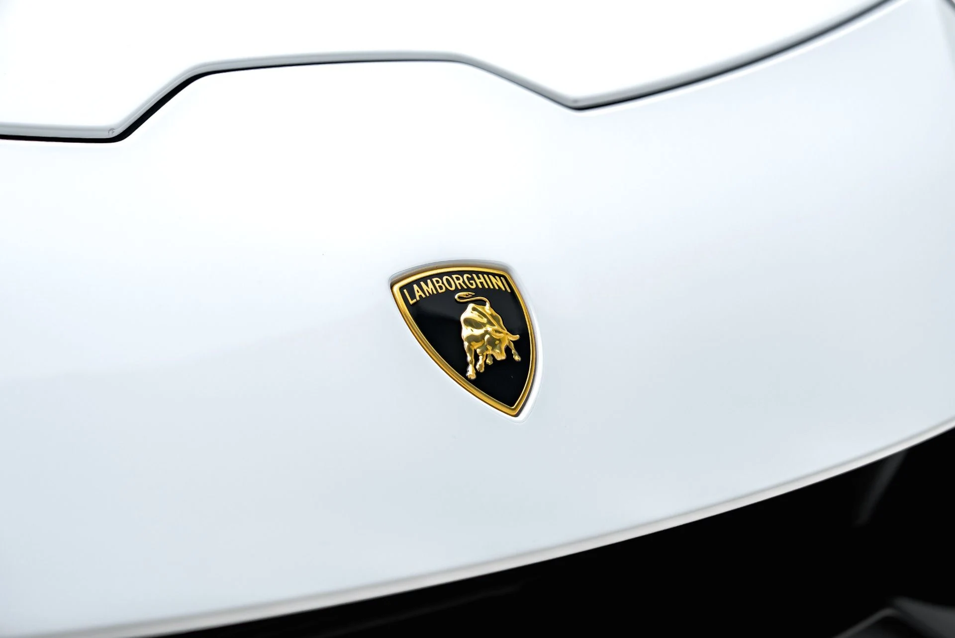 mph020_2243986992_Used_2023_Lamborghini_Huracan_Tecnica_1787597751_983e08fb88