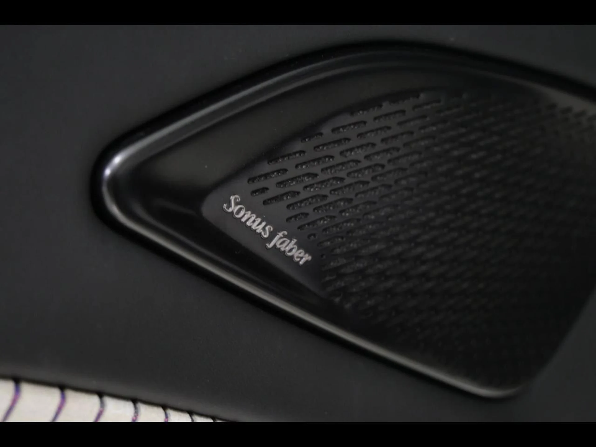 mph020_2248595420_125f813029b7dc3a8c9103ac0f567912_e3ebfb0e82