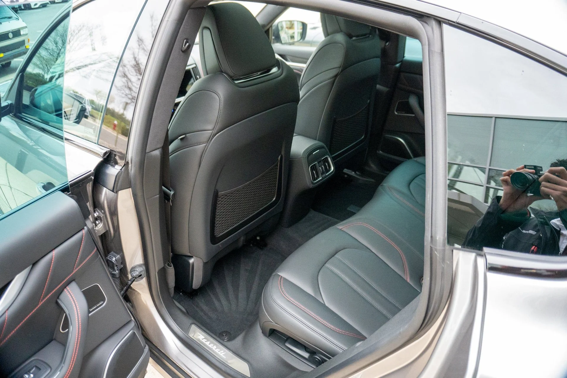 mph020_2249024664_dcaa6e955db947abb1b2c03be6783988_7b8c3ba0fc