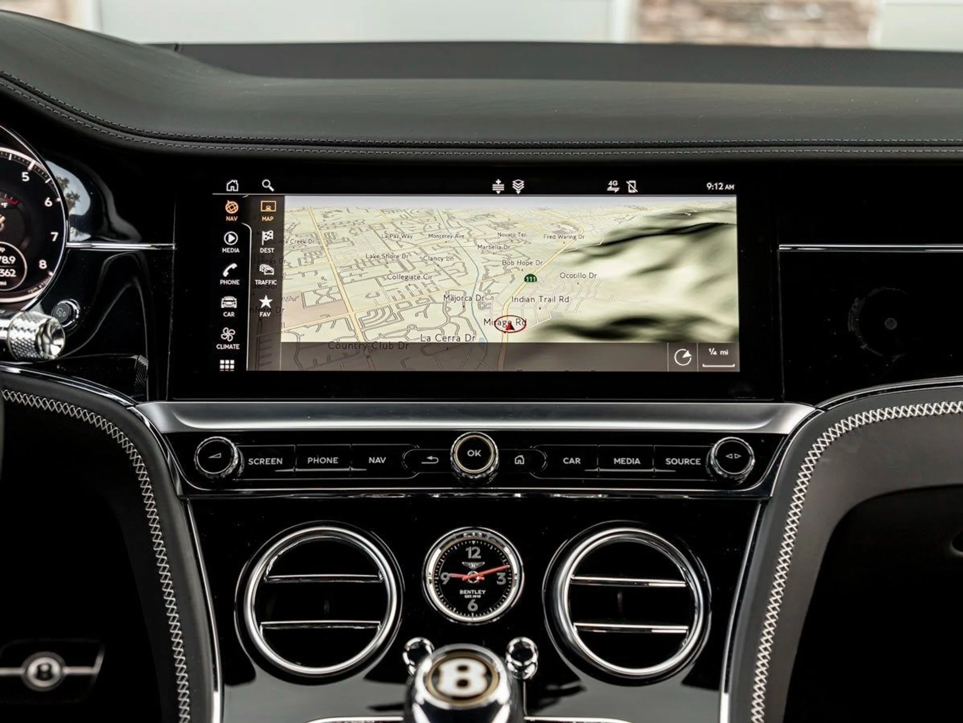 mph020_225360771_21_21a5924355