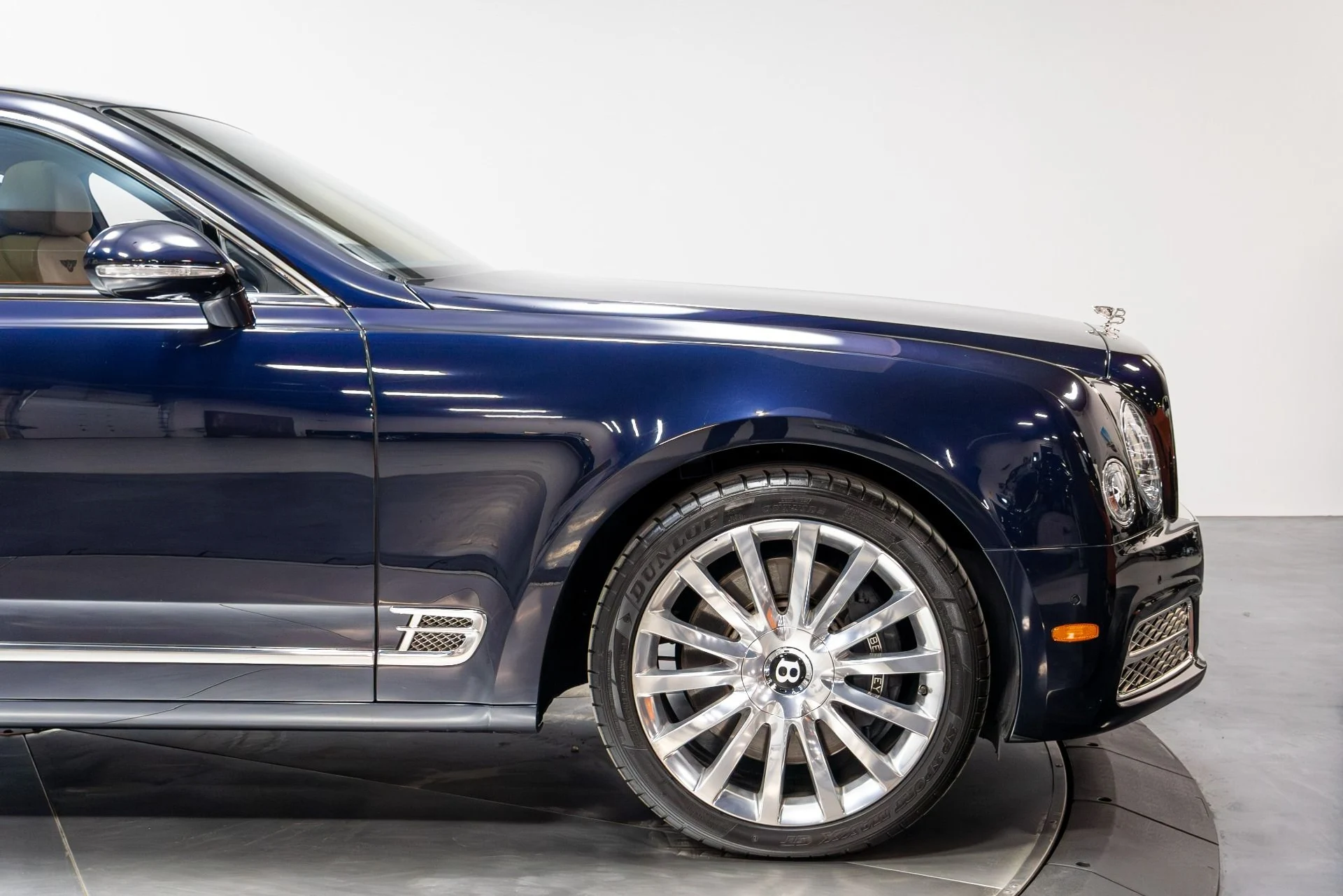 mph020_2261128907_Used_2017_Bentley_Mulsanne_1775514187_545528144f