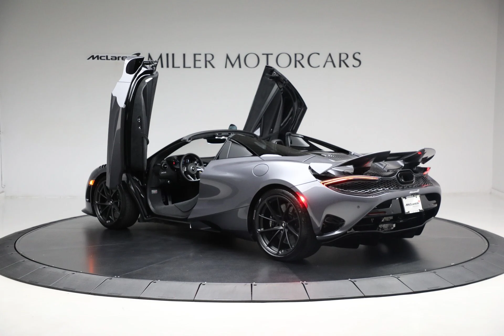 mph020_2270015934_Used_2024_Mc_Laren_750_S_Spider_Performance_a4037fa201