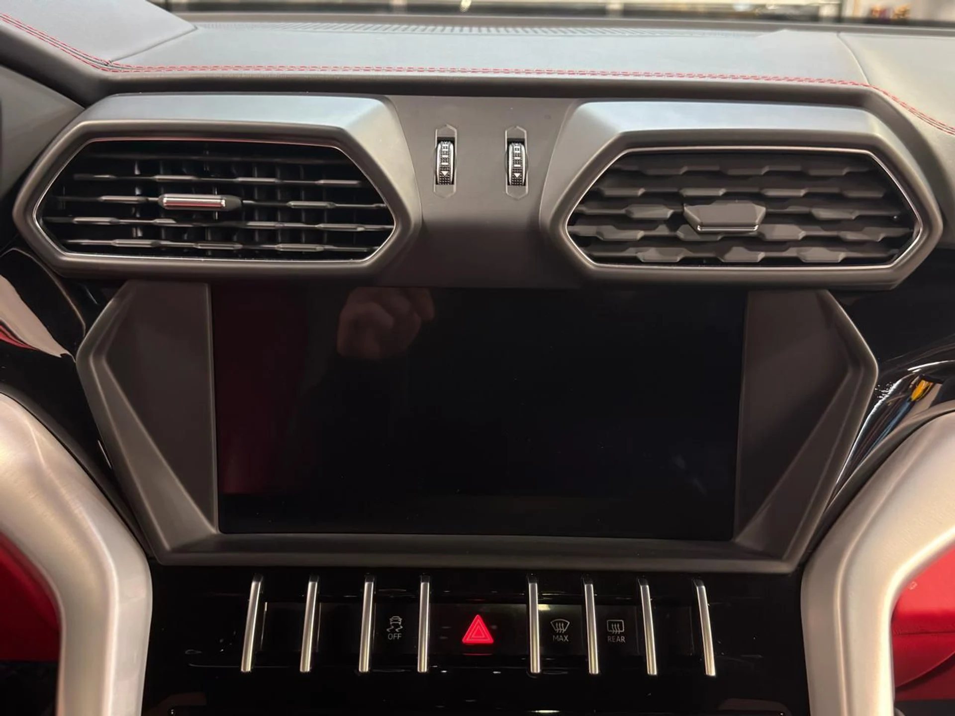 mph020_227631181_639084011343692936_7d186de778