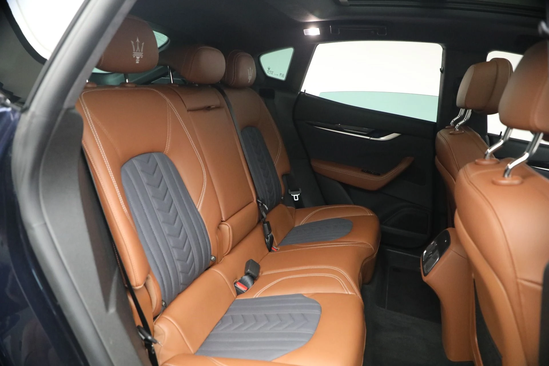 mph020_2280331168_Used_2023_Maserati_Levante_GT_1772816044_b9111e3323