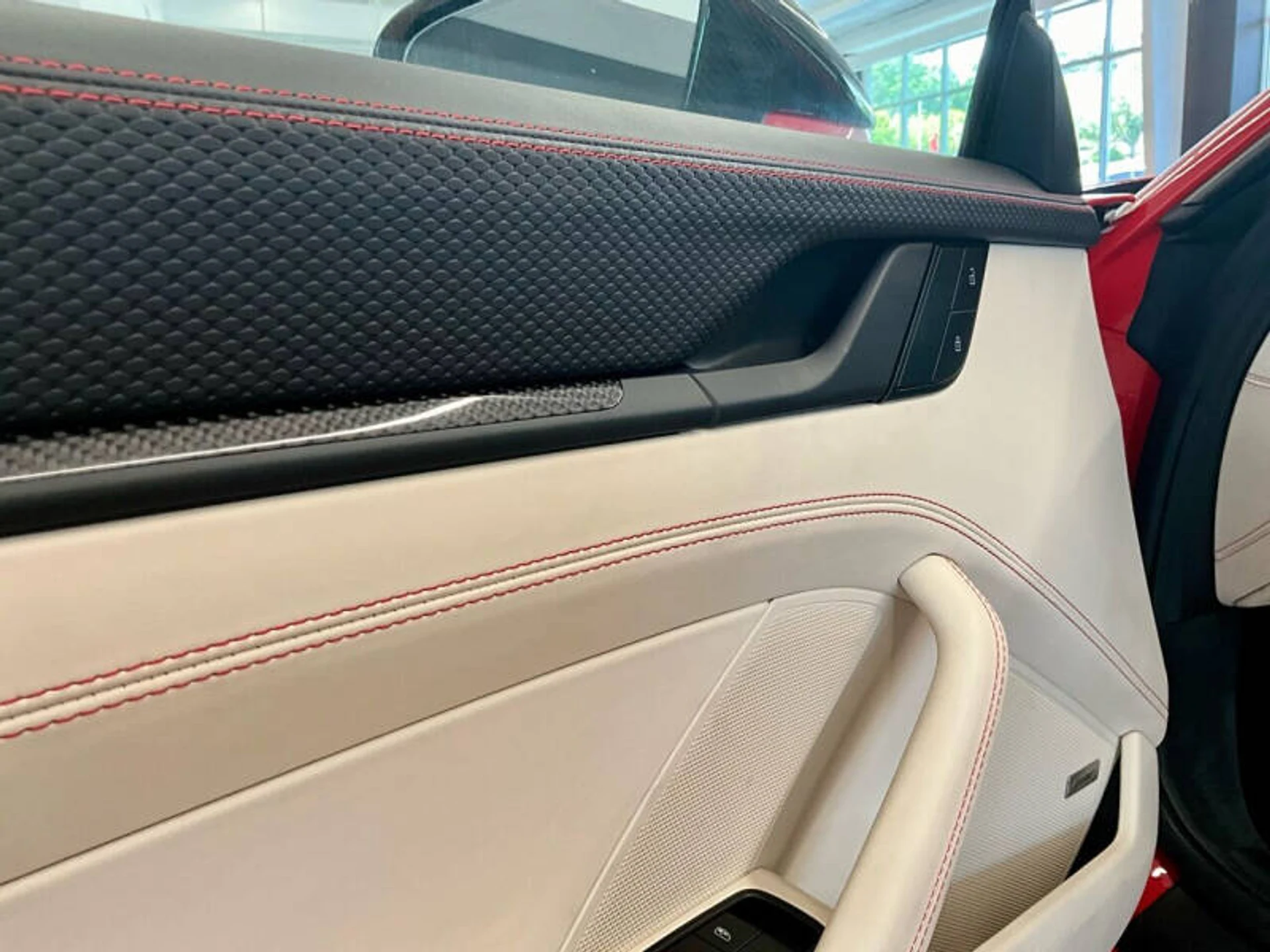 mph020_2282394870_2022_porsche_911_gt3_2dr_coupe_090a9cc1c6