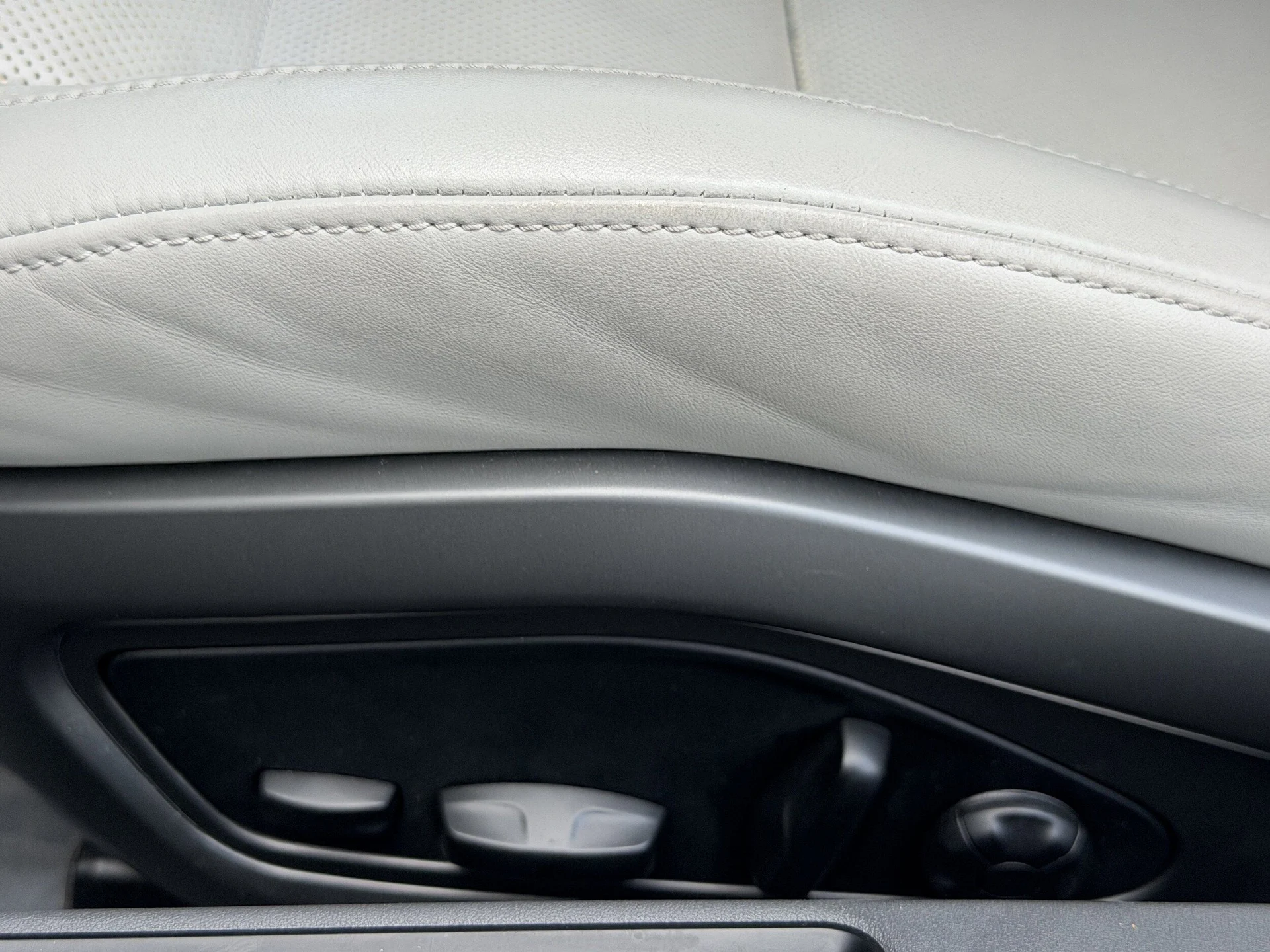 mph020_2289205399_5c9516f87720607b338fa2d0b1202458x_bb47adb9b9