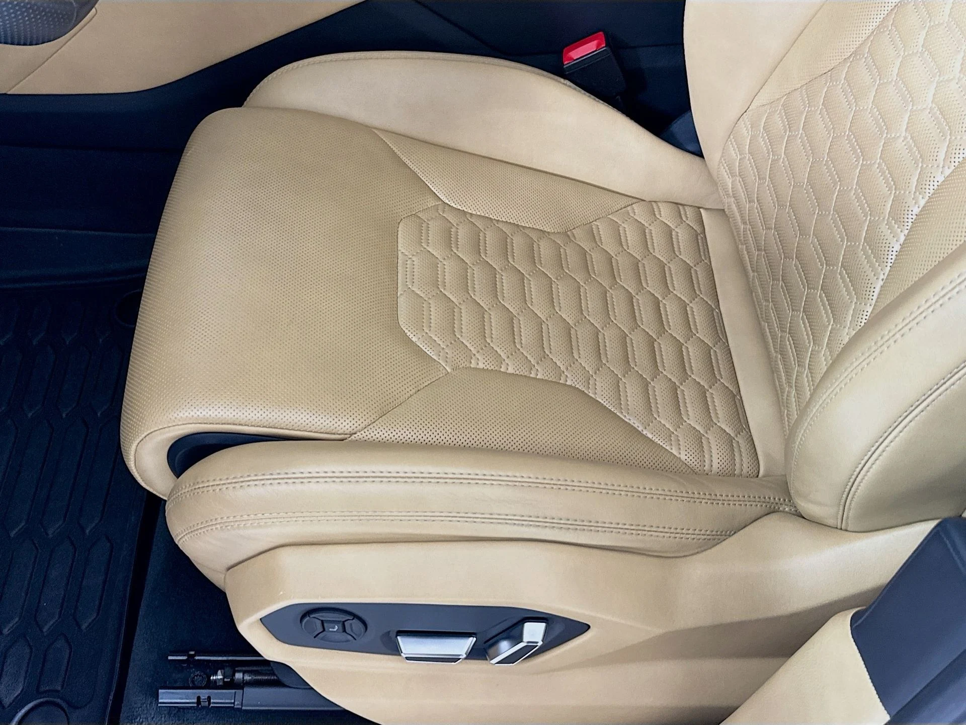 mph020_2293425886_df9db619579c060d9cc4900c3e91aea8x_edf7f97b6f