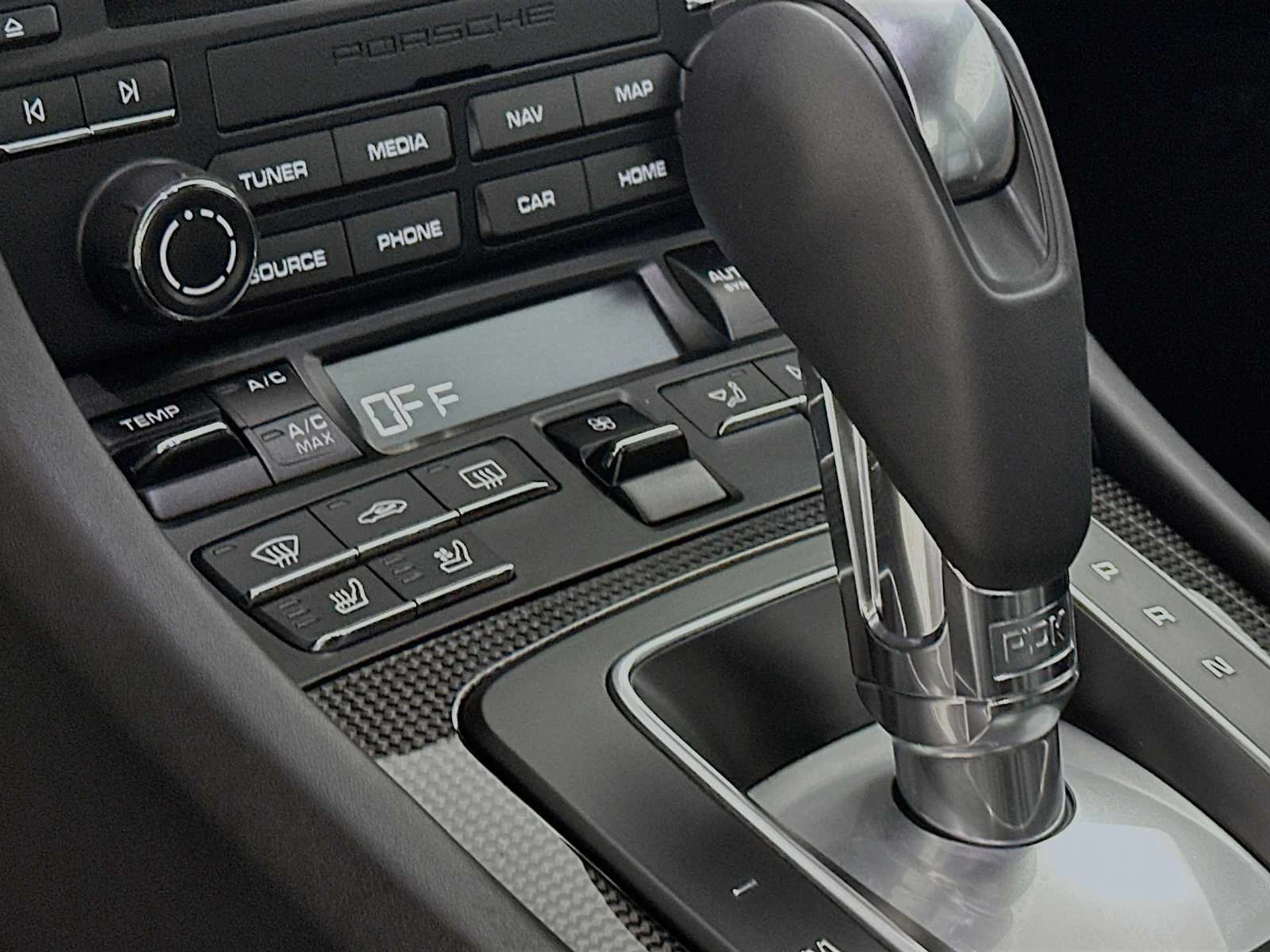 mph020_2313575730_5c2af1011c941a302500dad299532dec_23b17d7ed2